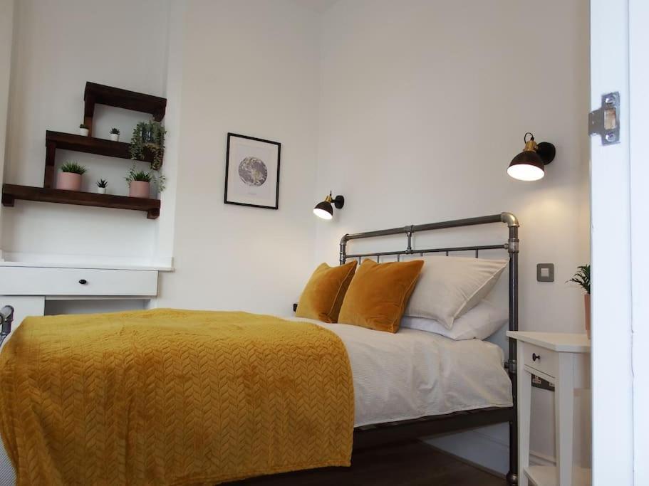 Apartment Newly Renovated Stunning Warehouse Bournemouth