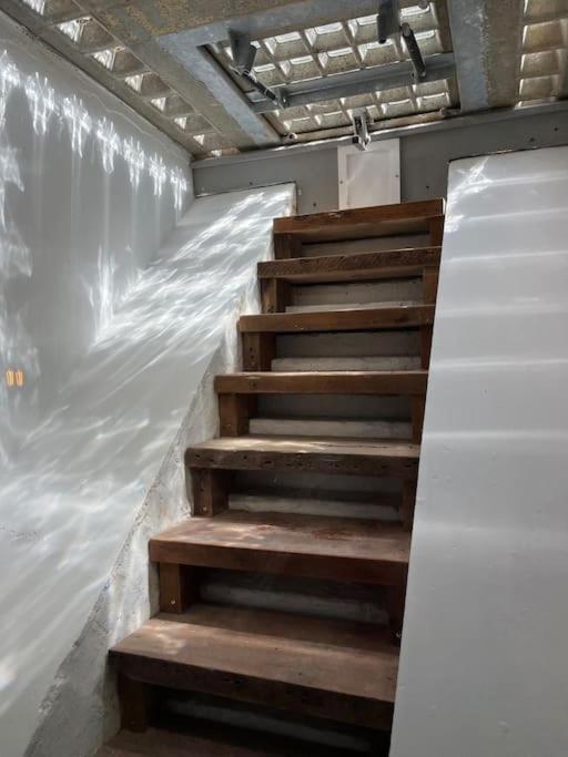 Newly Renovated Stunning Warehouse *