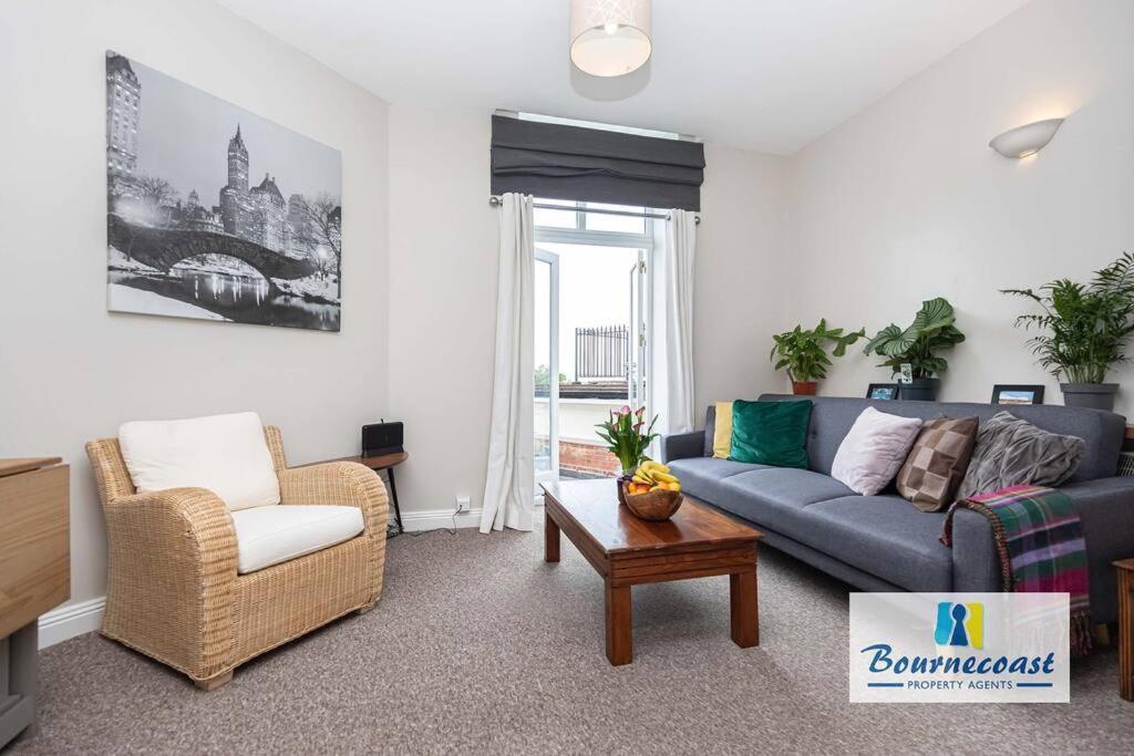 Bournecoast-roof Terrace-gym-sea Glimpses- Fm977 Apartment *
