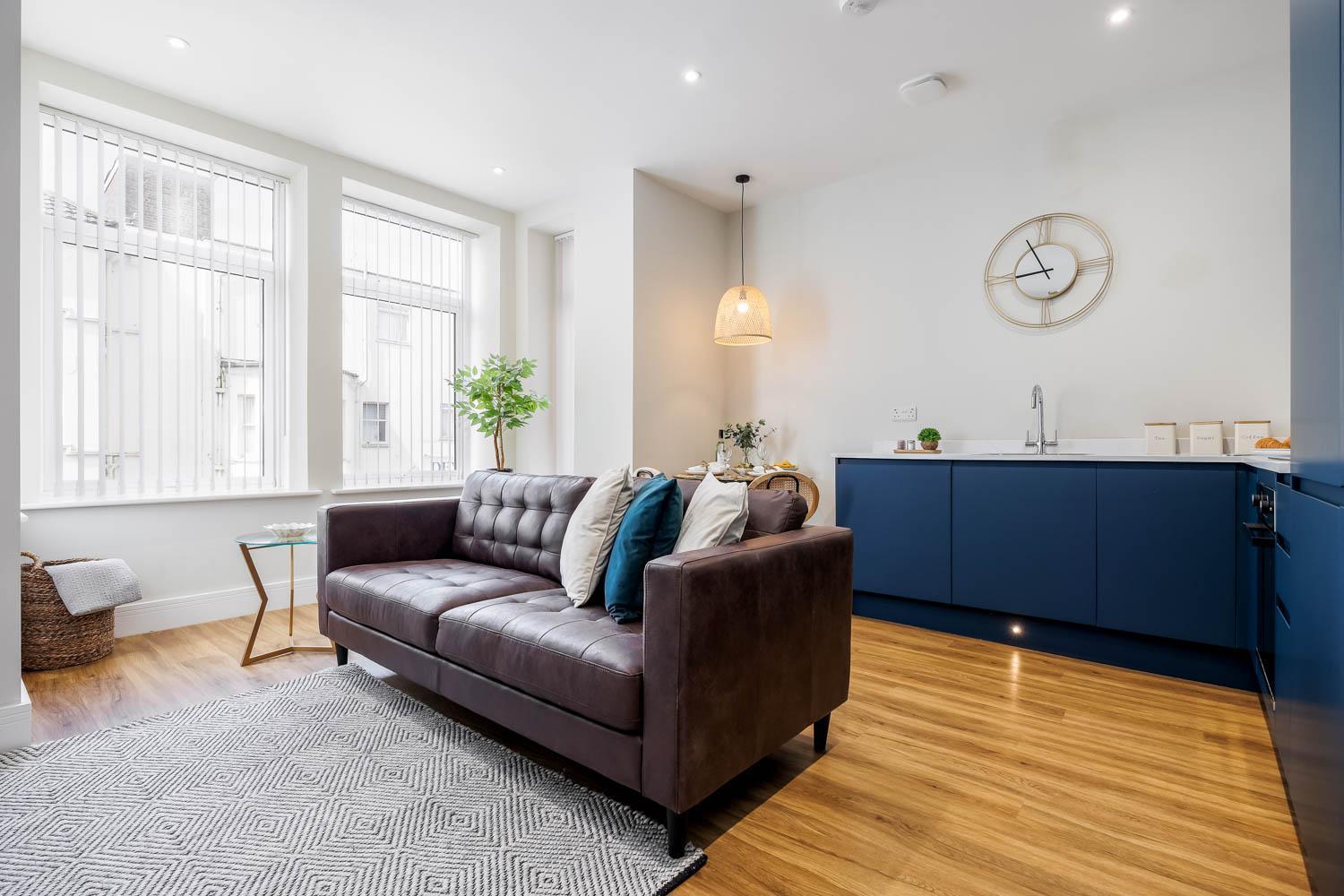 Sea Breeze - Pebbles Apartment Bournemouth