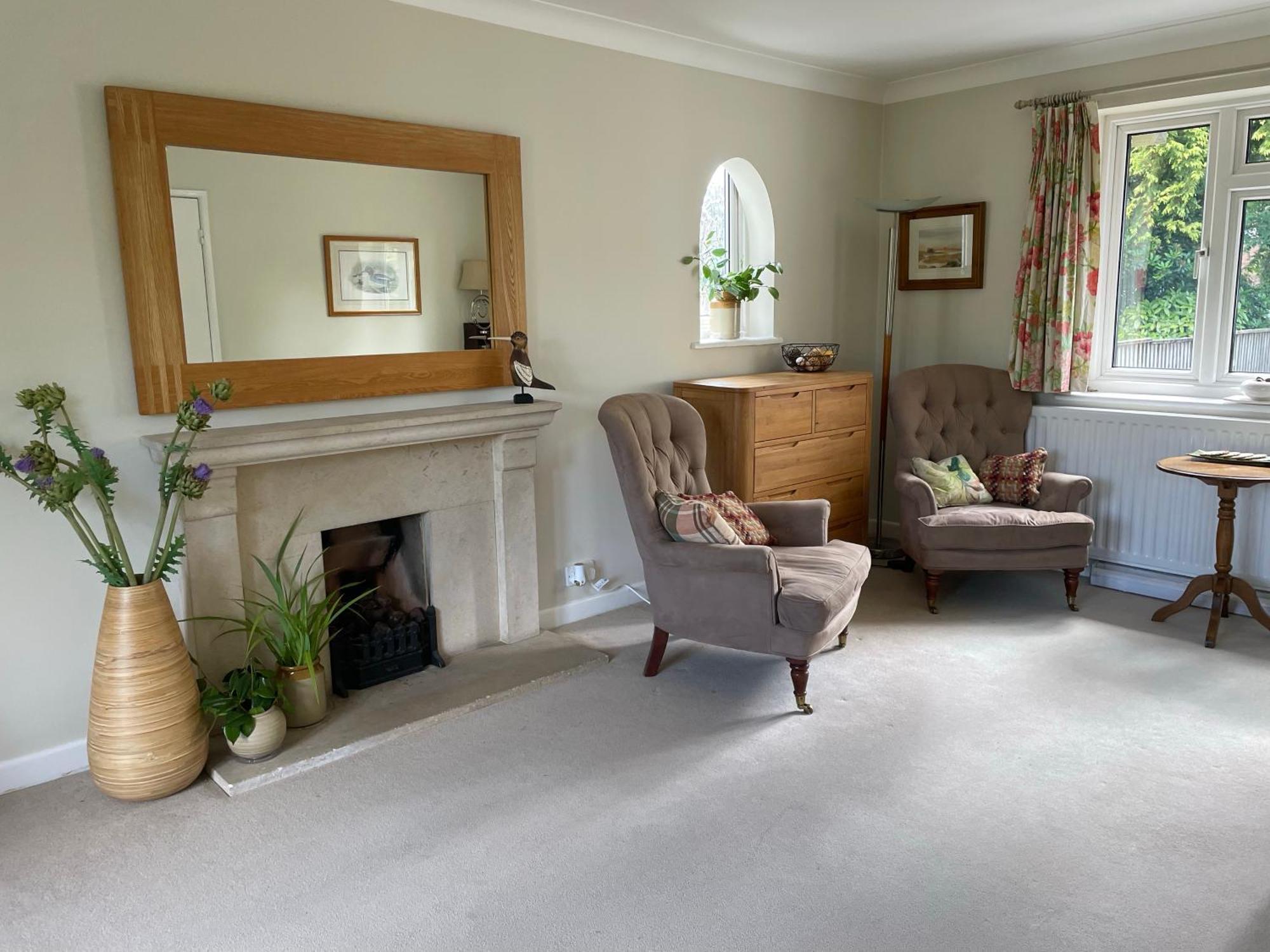 Holiday home Charming House With Beautiful Spacious Gardens, 5 Min Drive To Beaches, Free Parking For 2-3 Cars *