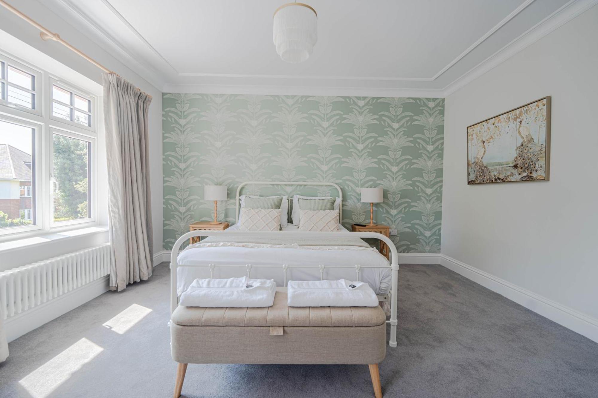 Highcroft House By Grandeur * Bournemouth