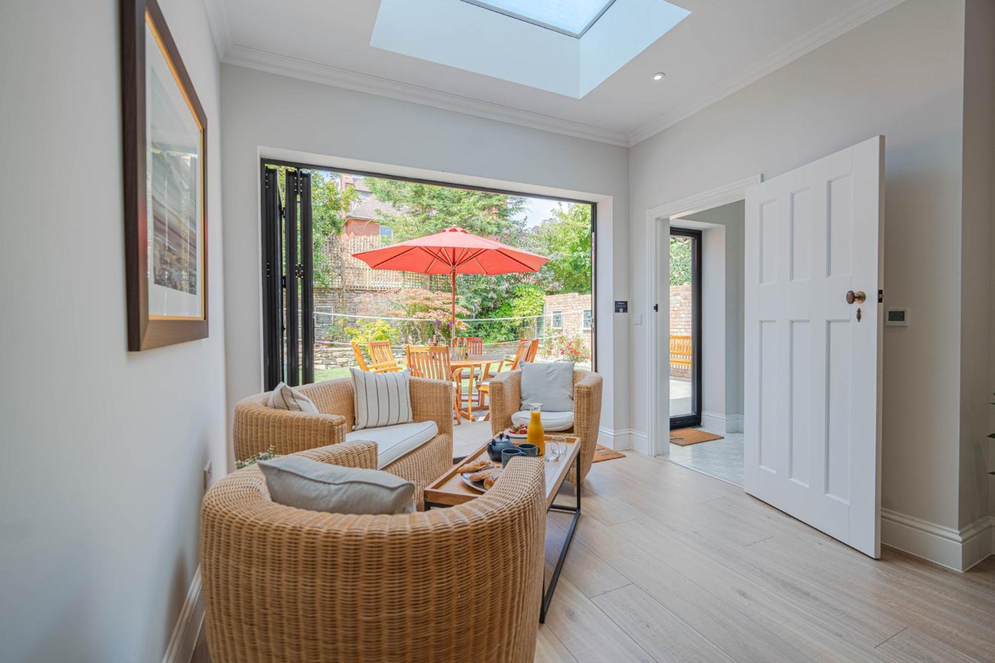 Highcroft House By Grandeur Holiday home