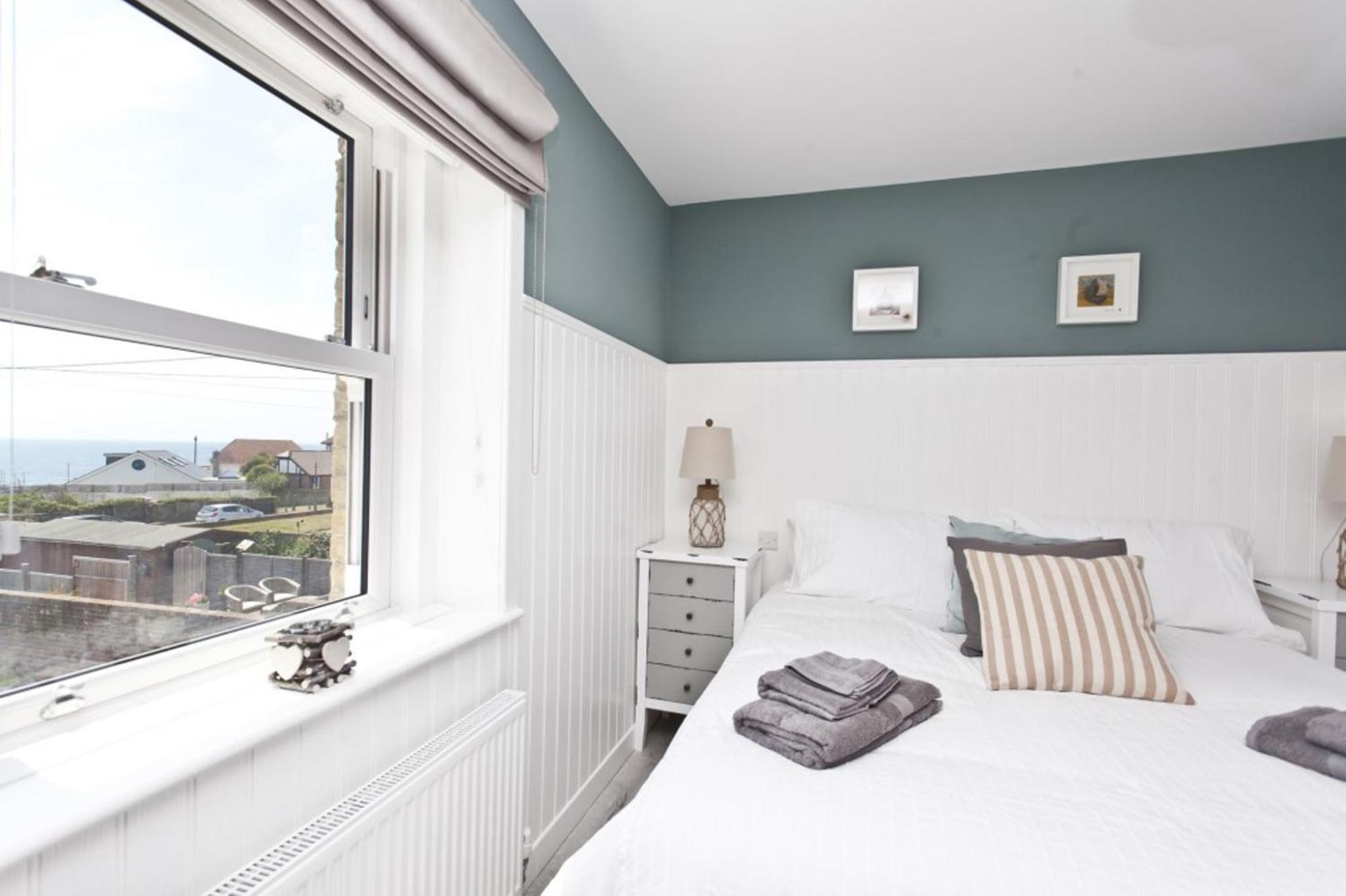 Bournecoast - Coastguard - Sea View - Garden - Hot Tub - Hb6098 Holiday home