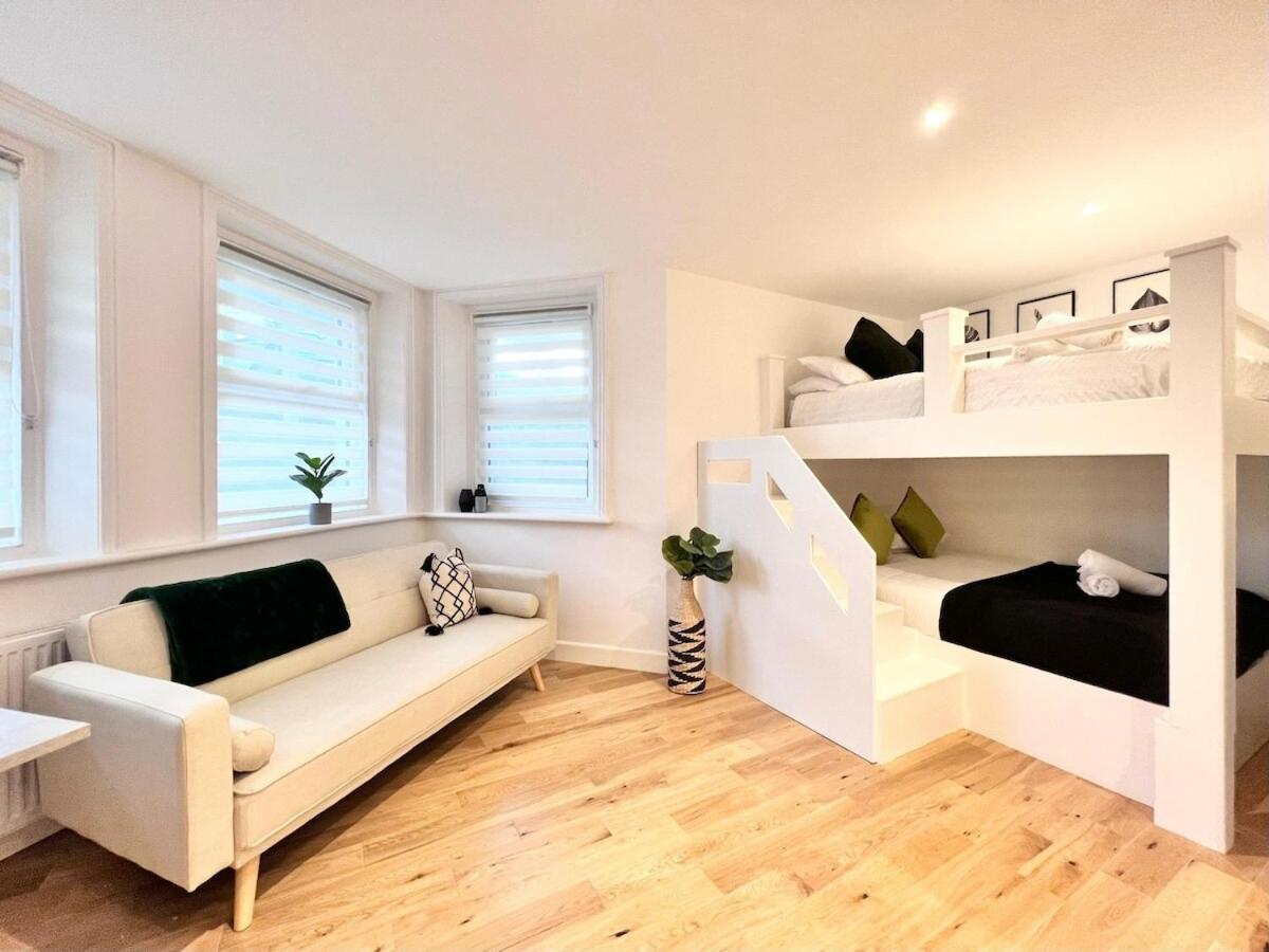 The Palm B4, The Kove, Apartment Bournemouth