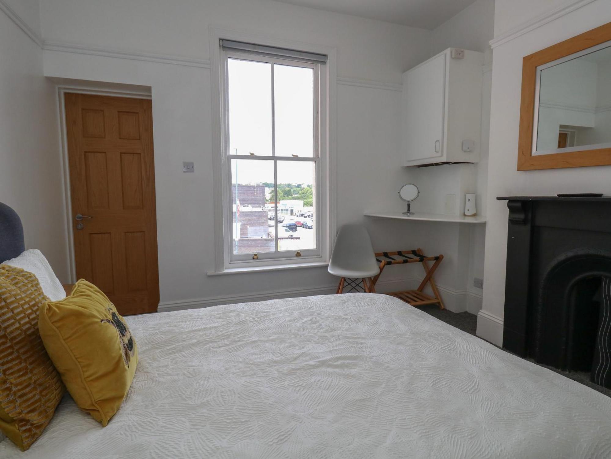 Flat 2