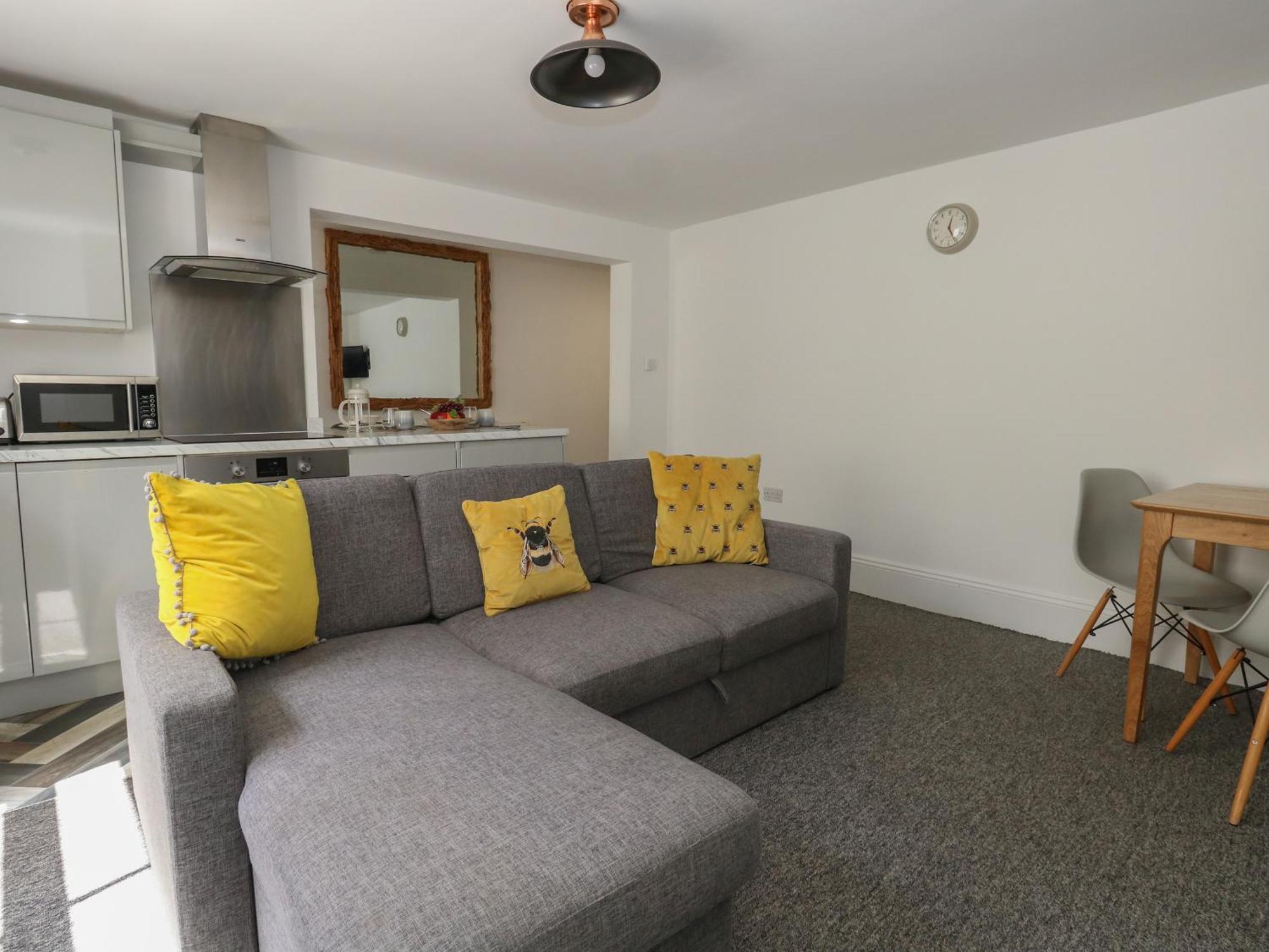 Flats 1 * Bournemouth
