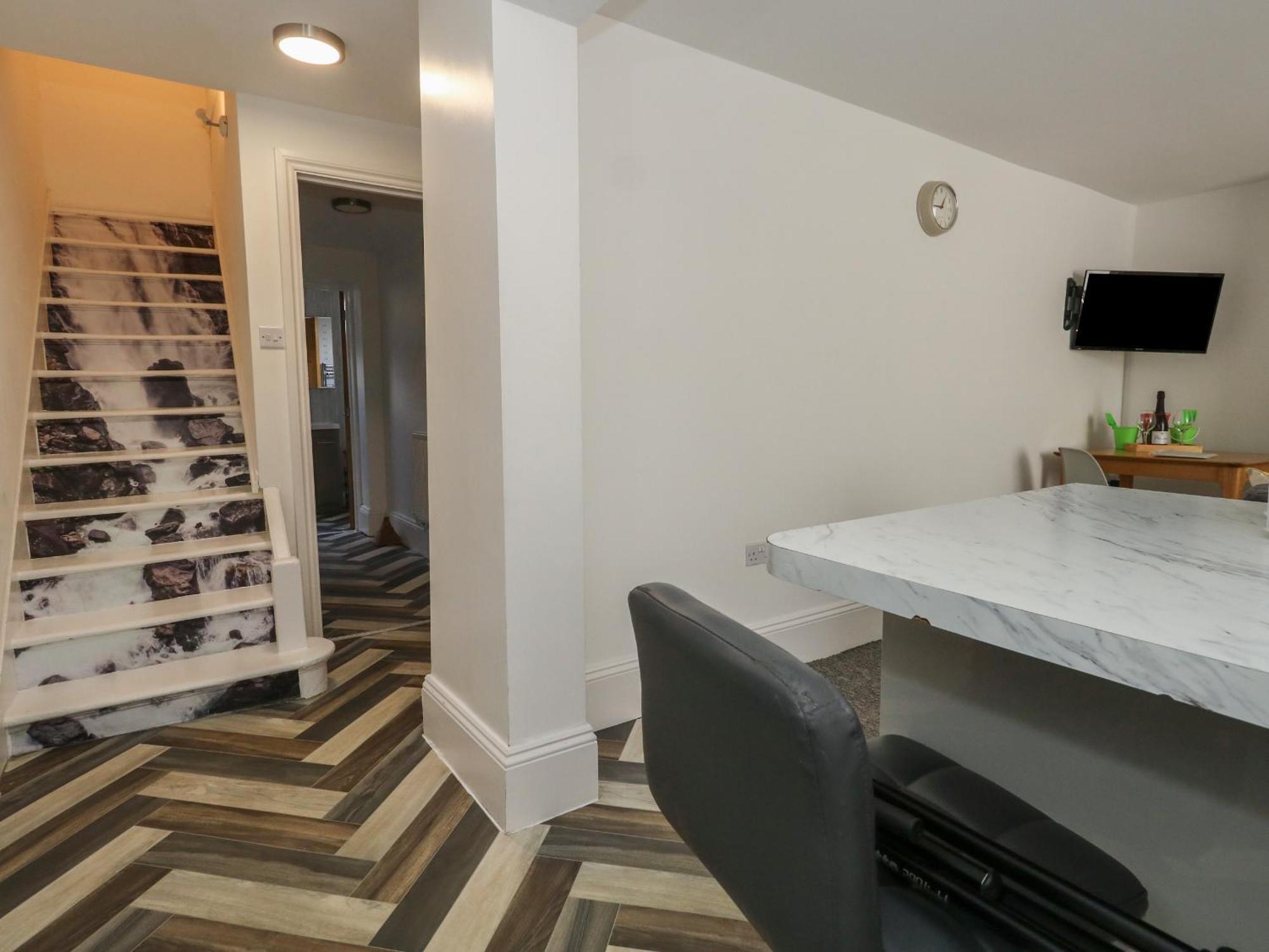 Apartment Flats 1