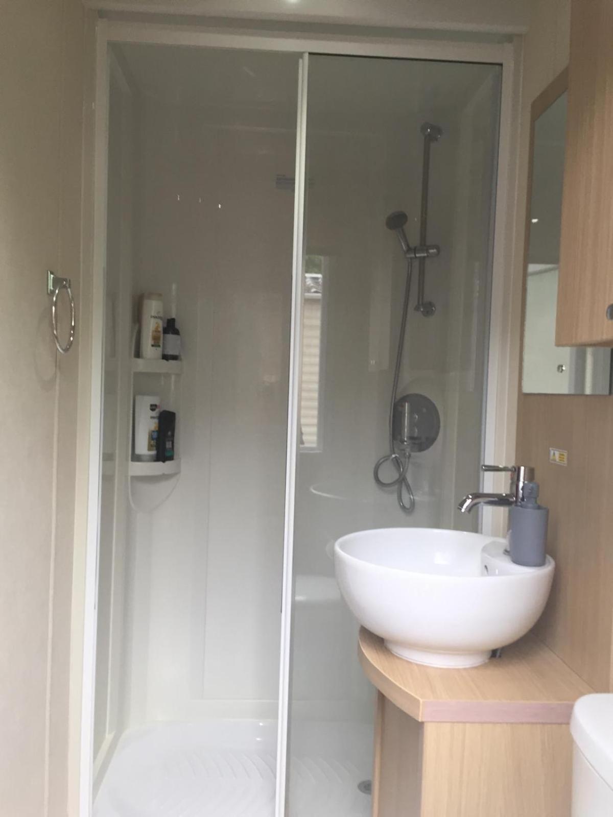 Jasmine 14 - A Peaceful & Spacious Caravan Holiday park Bournemouth