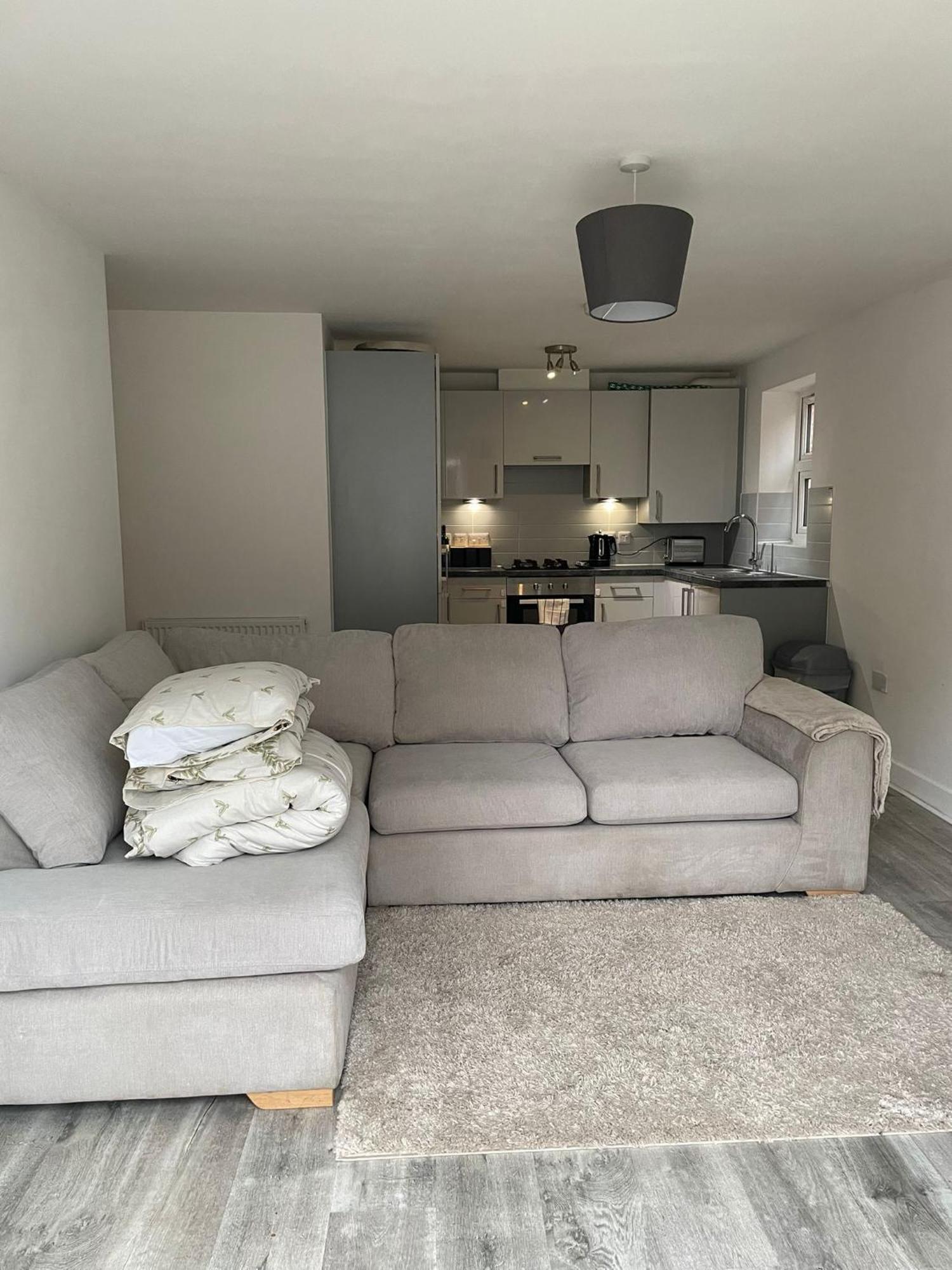 2 Bedroom Spacious Sleeps 5