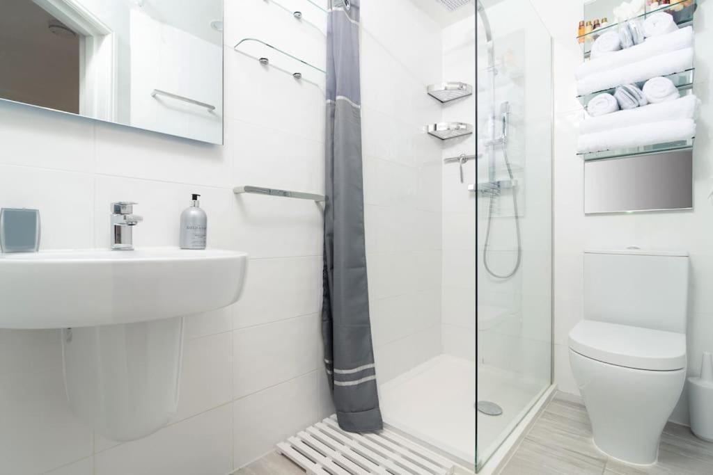 Break Away Nxt To Gardens! Pkg - Perfect Position! Apartment Bournemouth