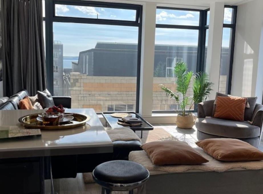 The Pad By The Penthouse With Sunset And Views Bournemouth