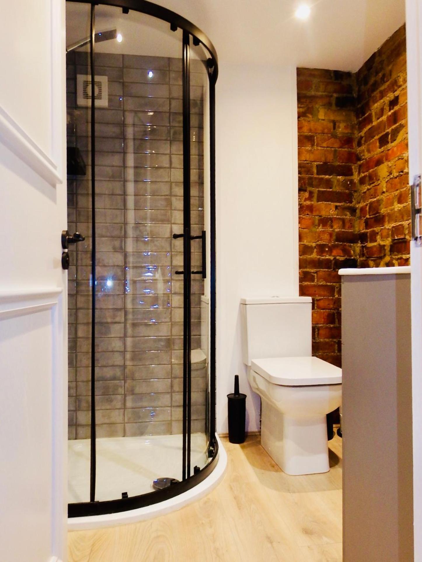 Apartment Newly Renovated Stunning Warehouse Bournemouth