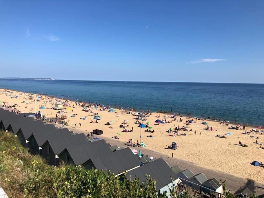 Apartment Bright Apartment, Stunning Garden, Sea 5min Walk *