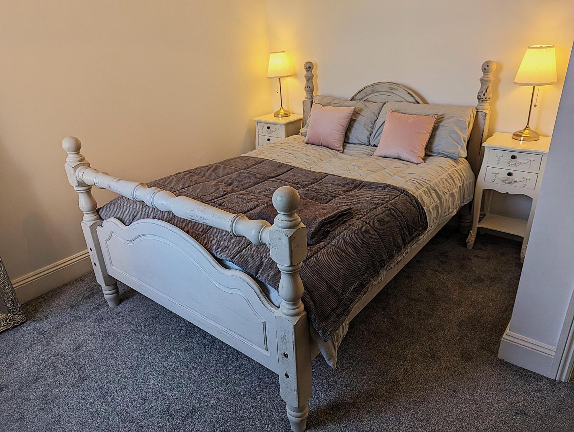Cosy Bee And Bed & Breakfast