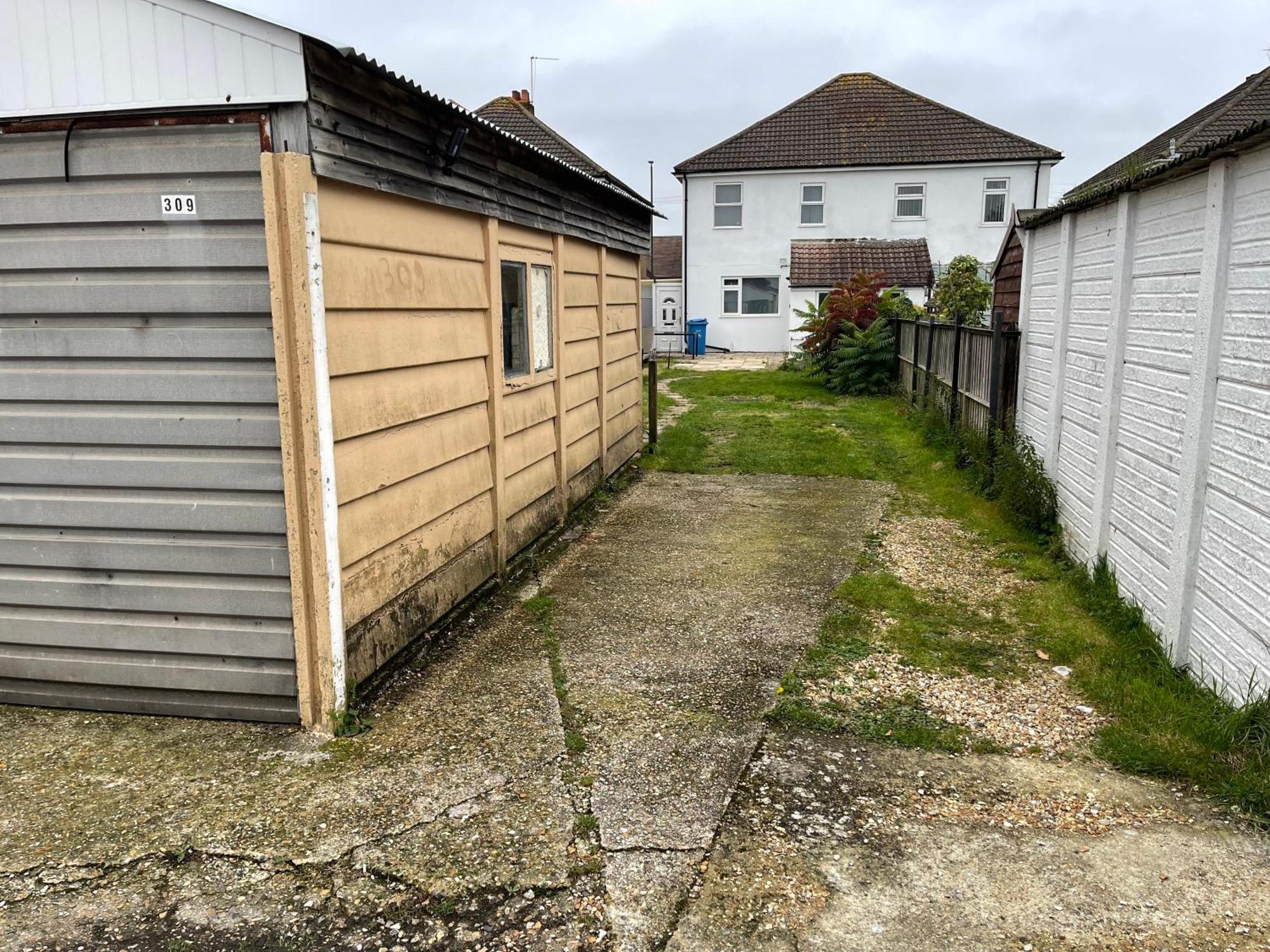 Holiday home House In And Poole *