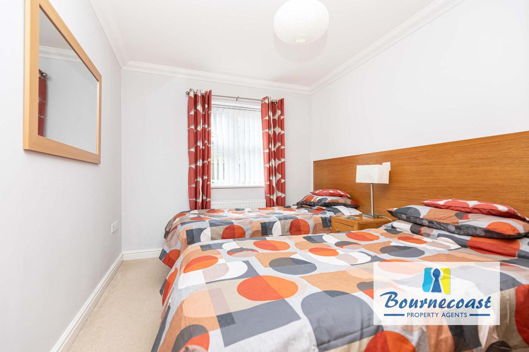 Apartment Bournecoast: Short Walk To Town/sandy -3194 Bournemouth