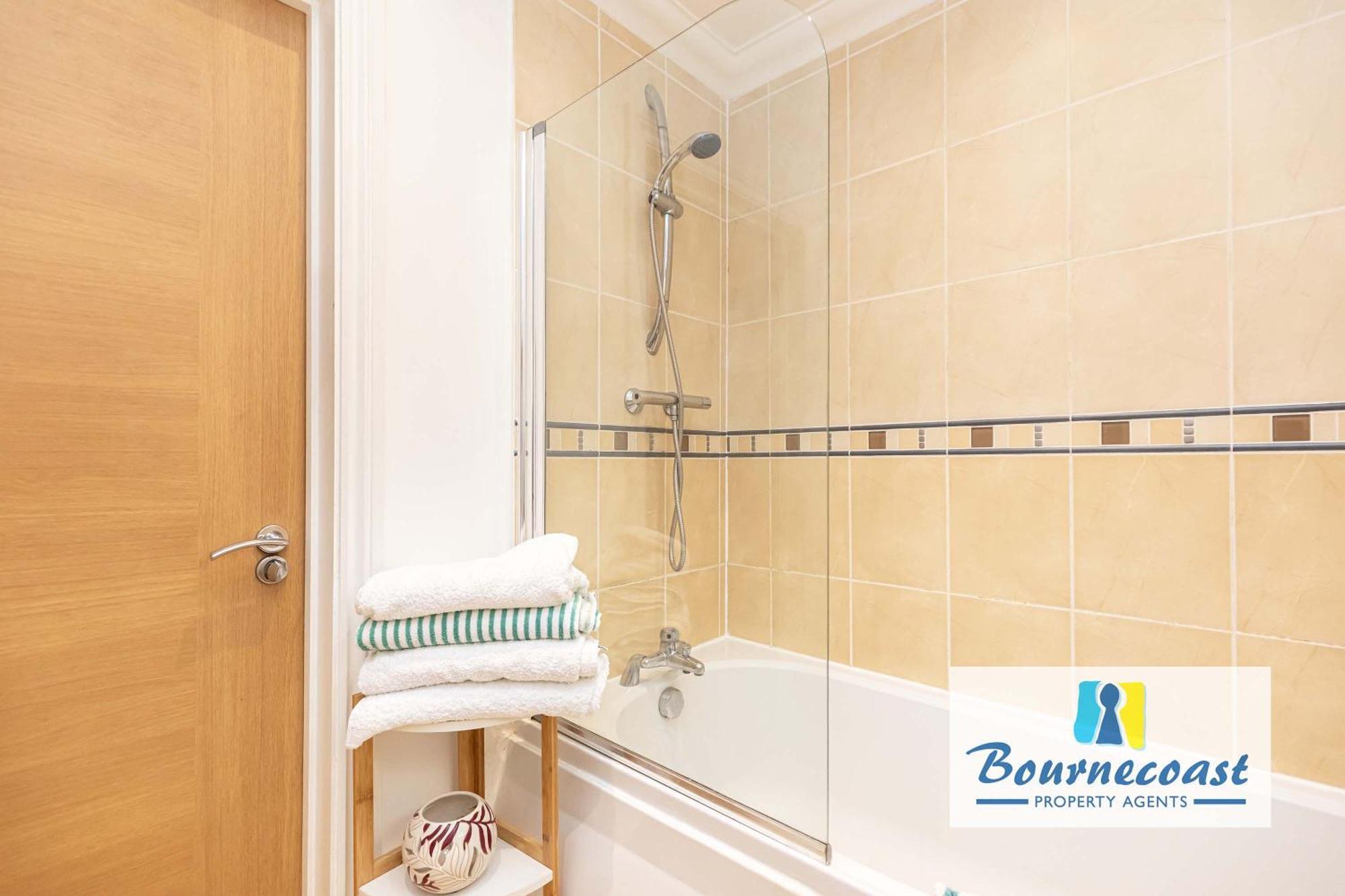 Apartment Bournecoast: Short Walk To Town/sandy -3194 *
