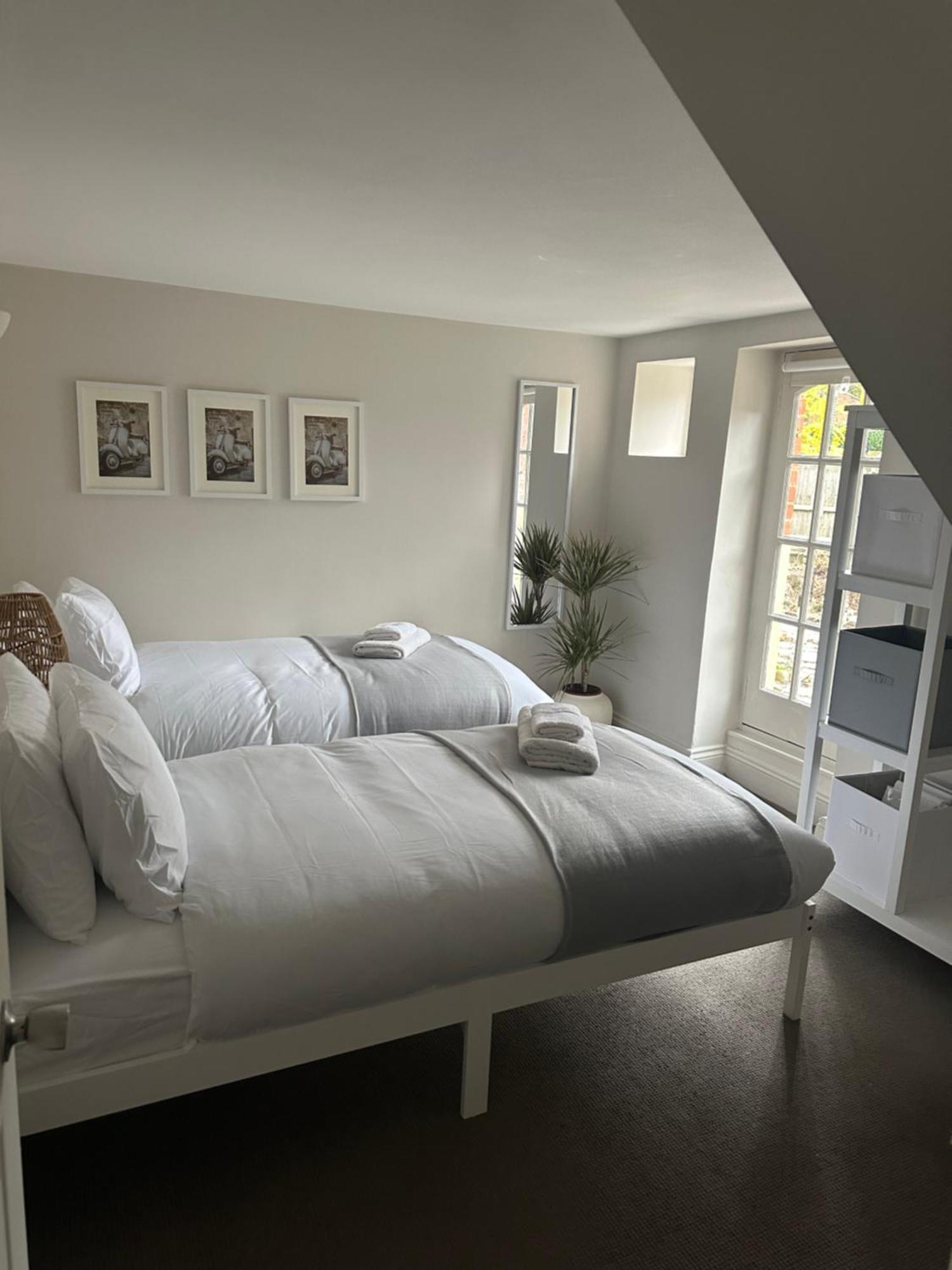 Woodfalls Luxury Getaway Holiday home *
