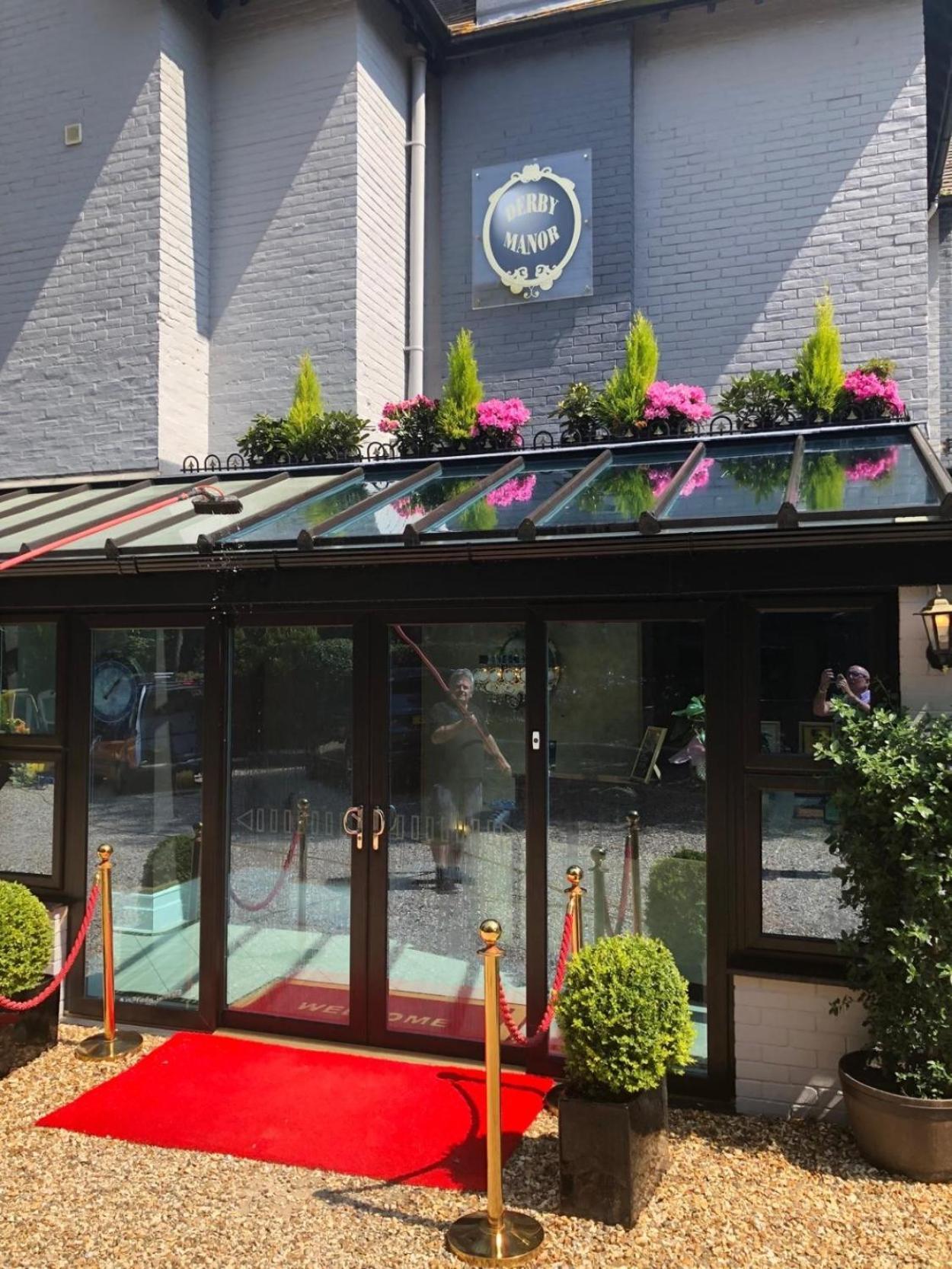 Bed & Breakfast Derby Manor 4*