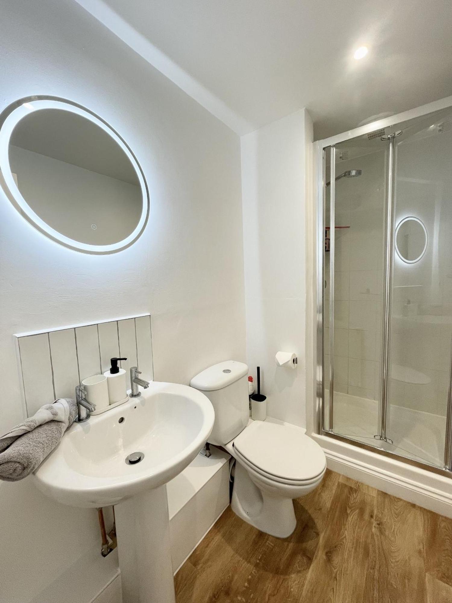 New In Town Centre Apartment