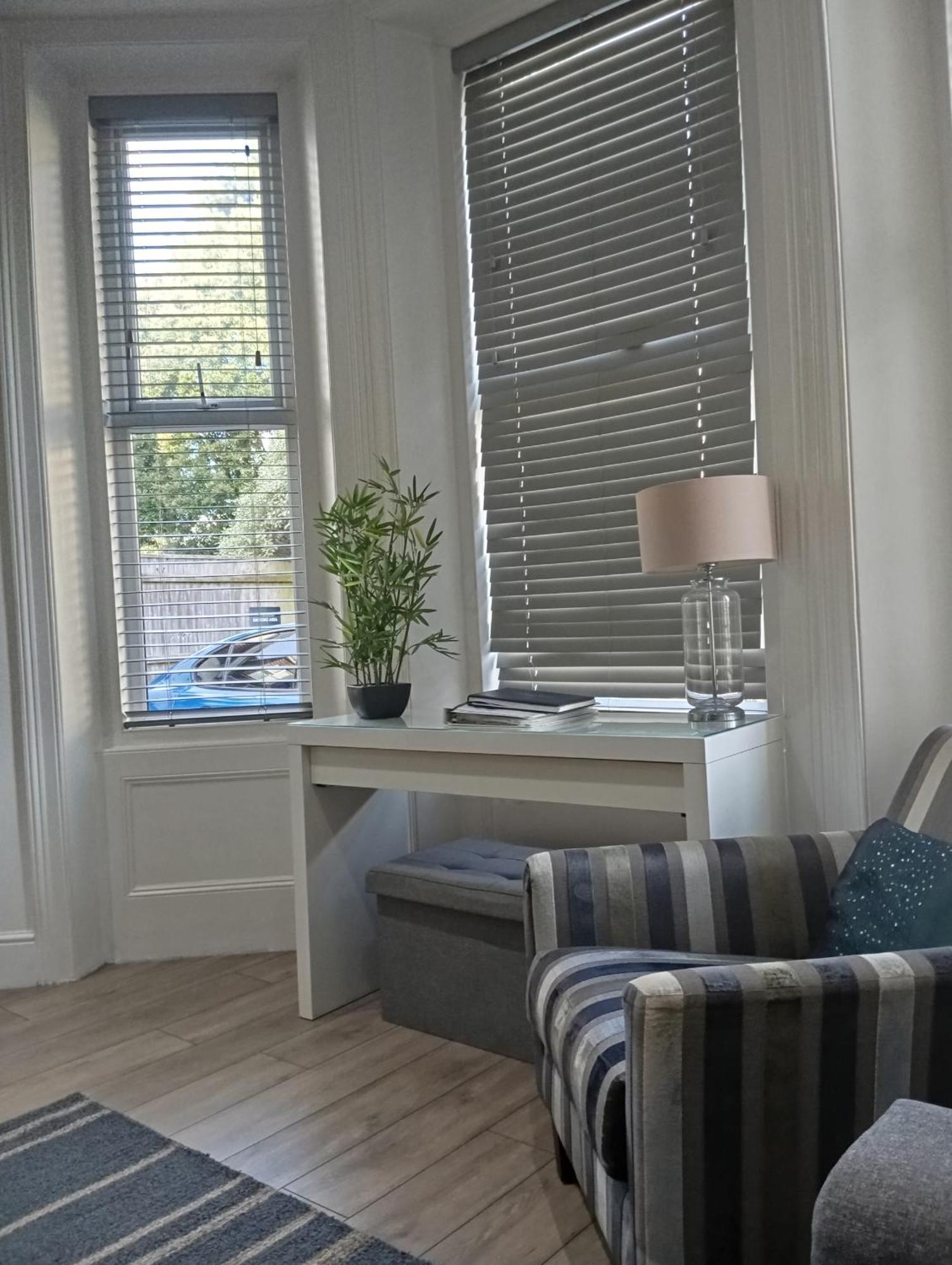 Victorian Retreat With Patio And Parking * Bournemouth