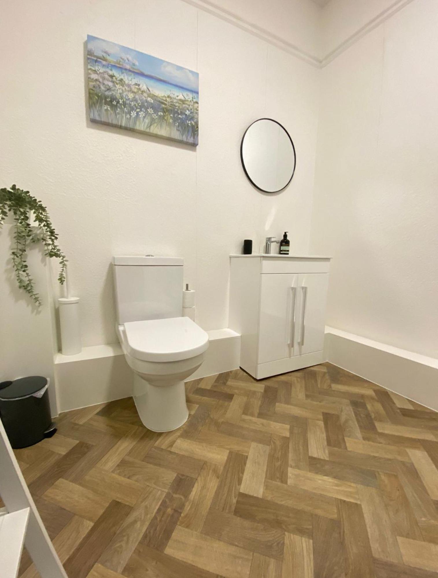 Seaside Escape In Spacious Stylish & Inviting Urban Heights * Bournemouth