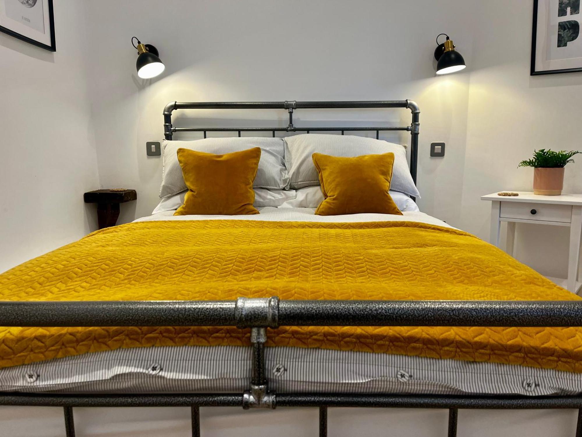 Apartment Newly Renovated Stunning Warehouse Bournemouth