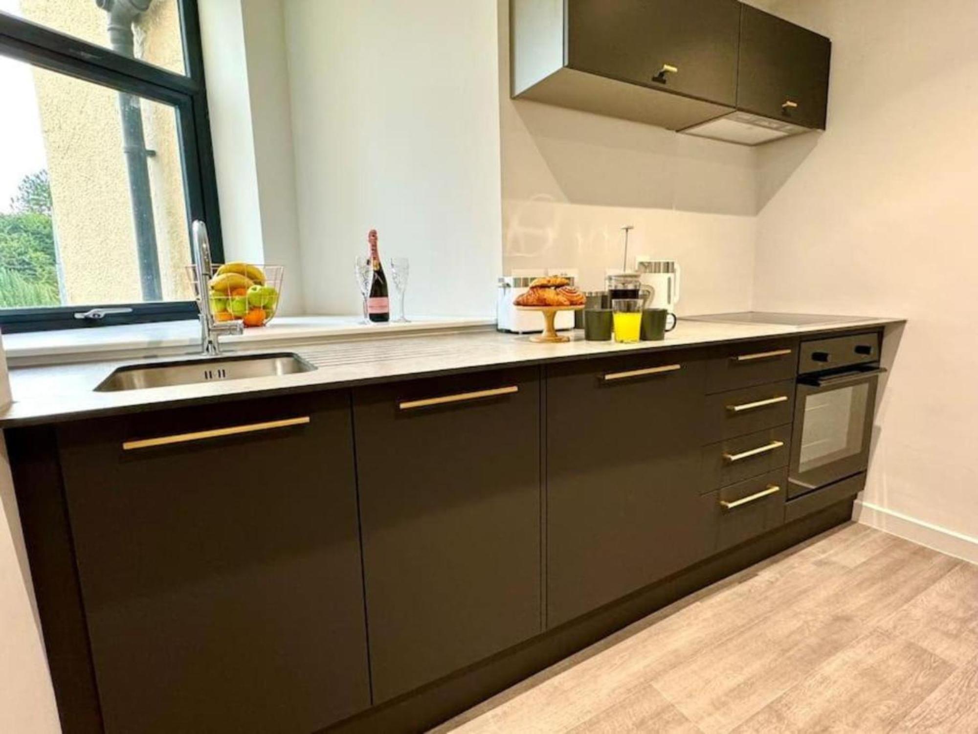 New 2 Bedroom Ground Floor Easy Access Apartment