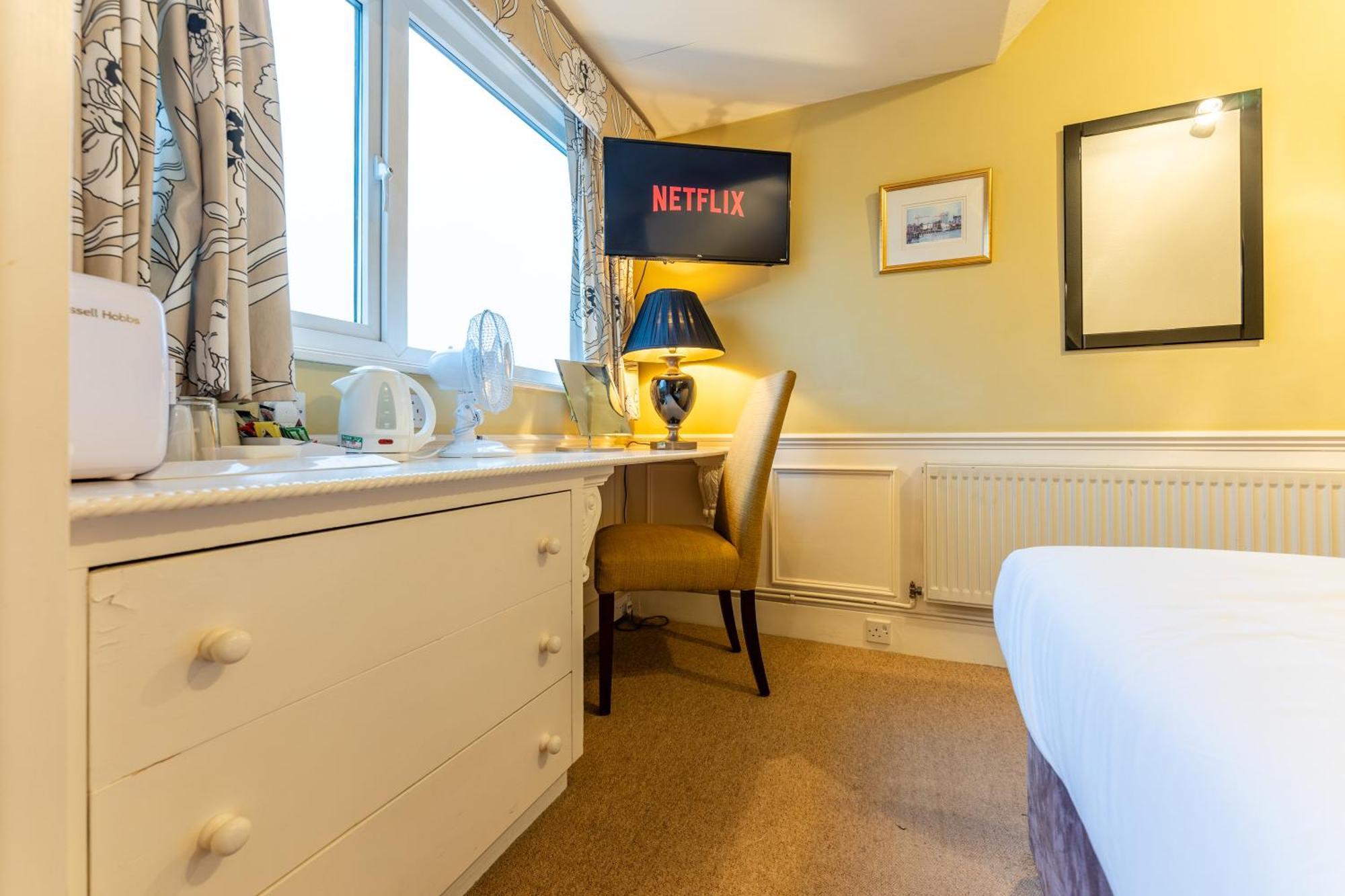 The Cransley By Grandeur 4*