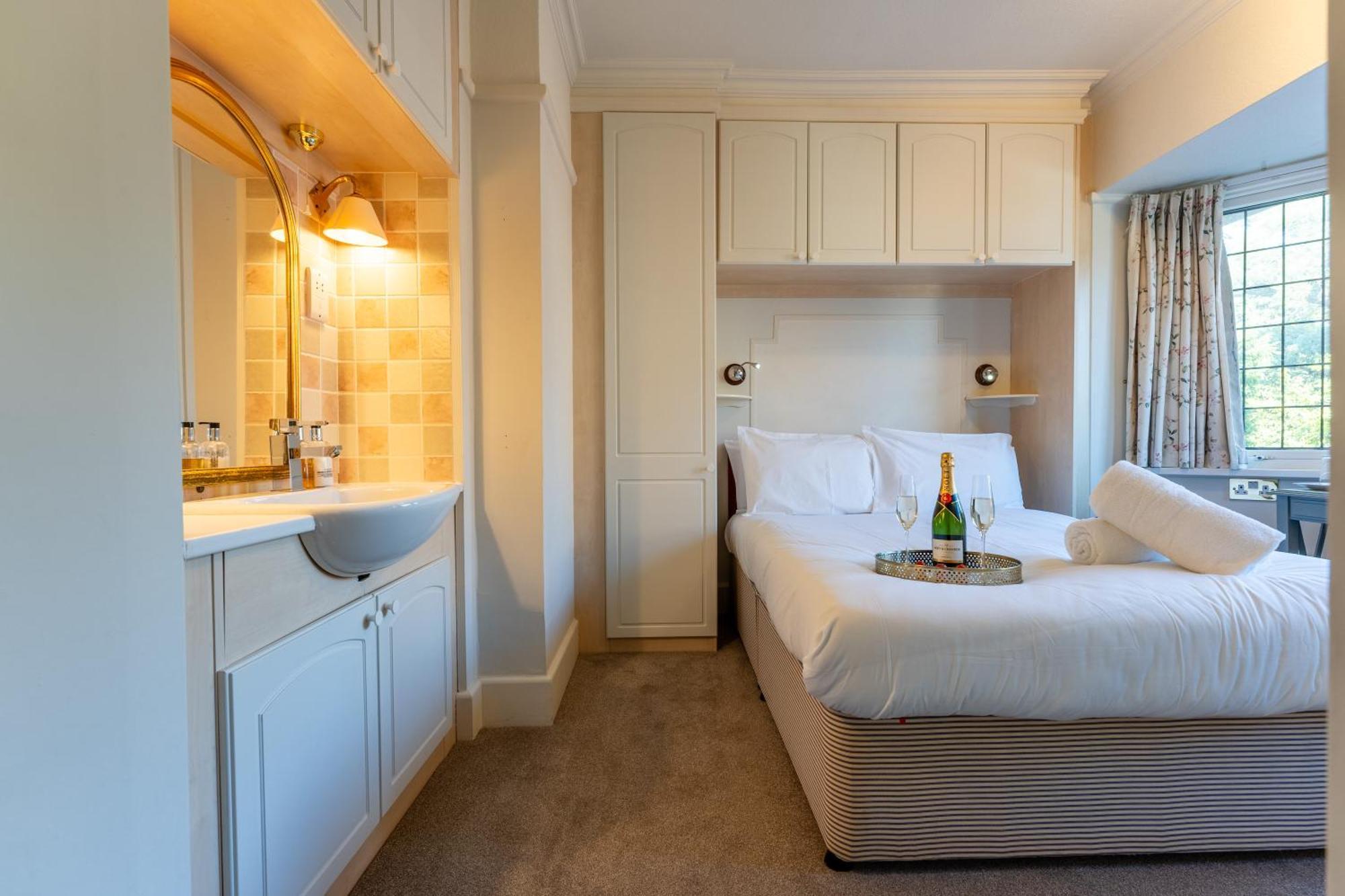 The Cransley By Grandeur Guest house Bournemouth