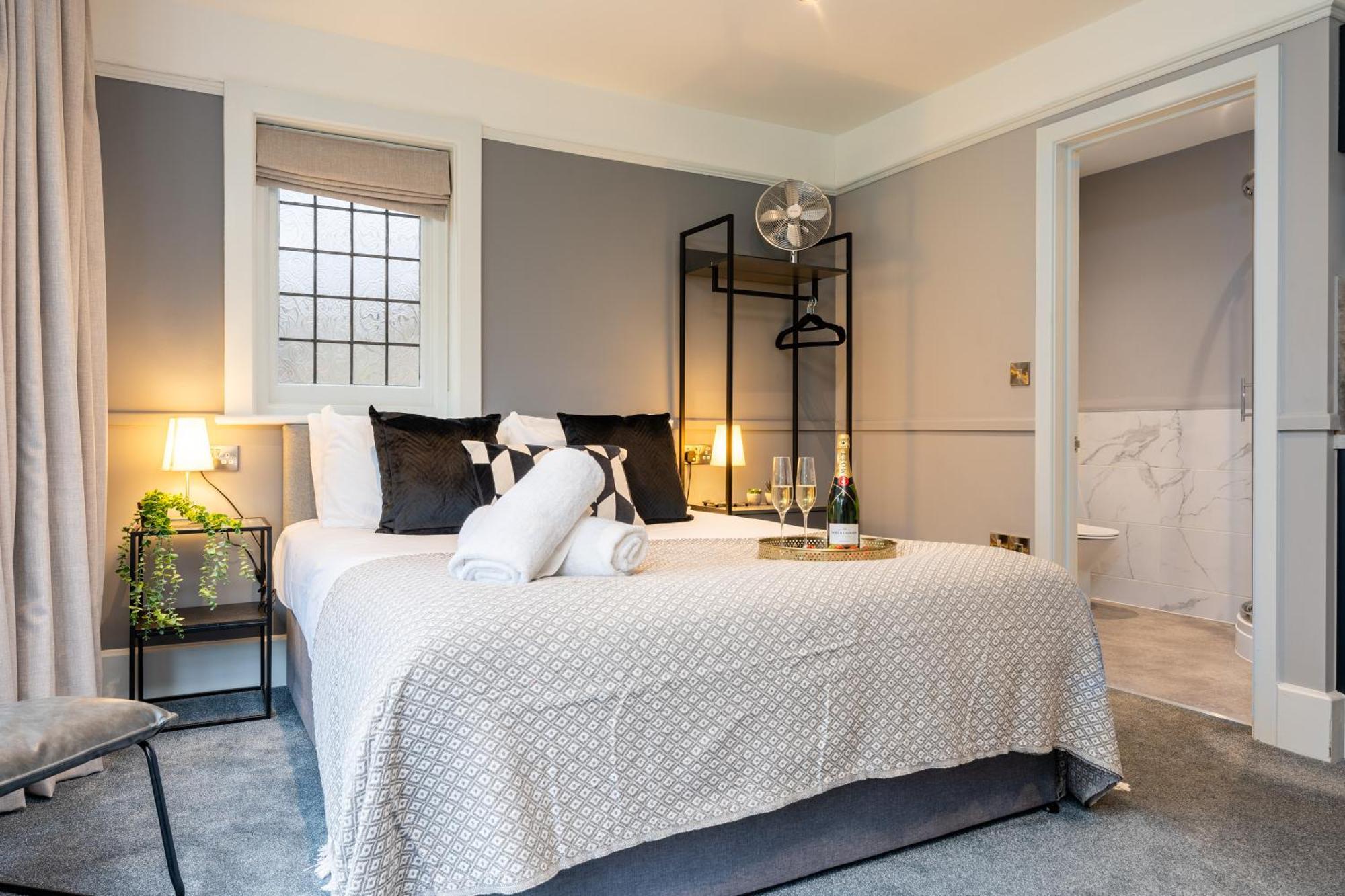The Cransley By Grandeur 4*