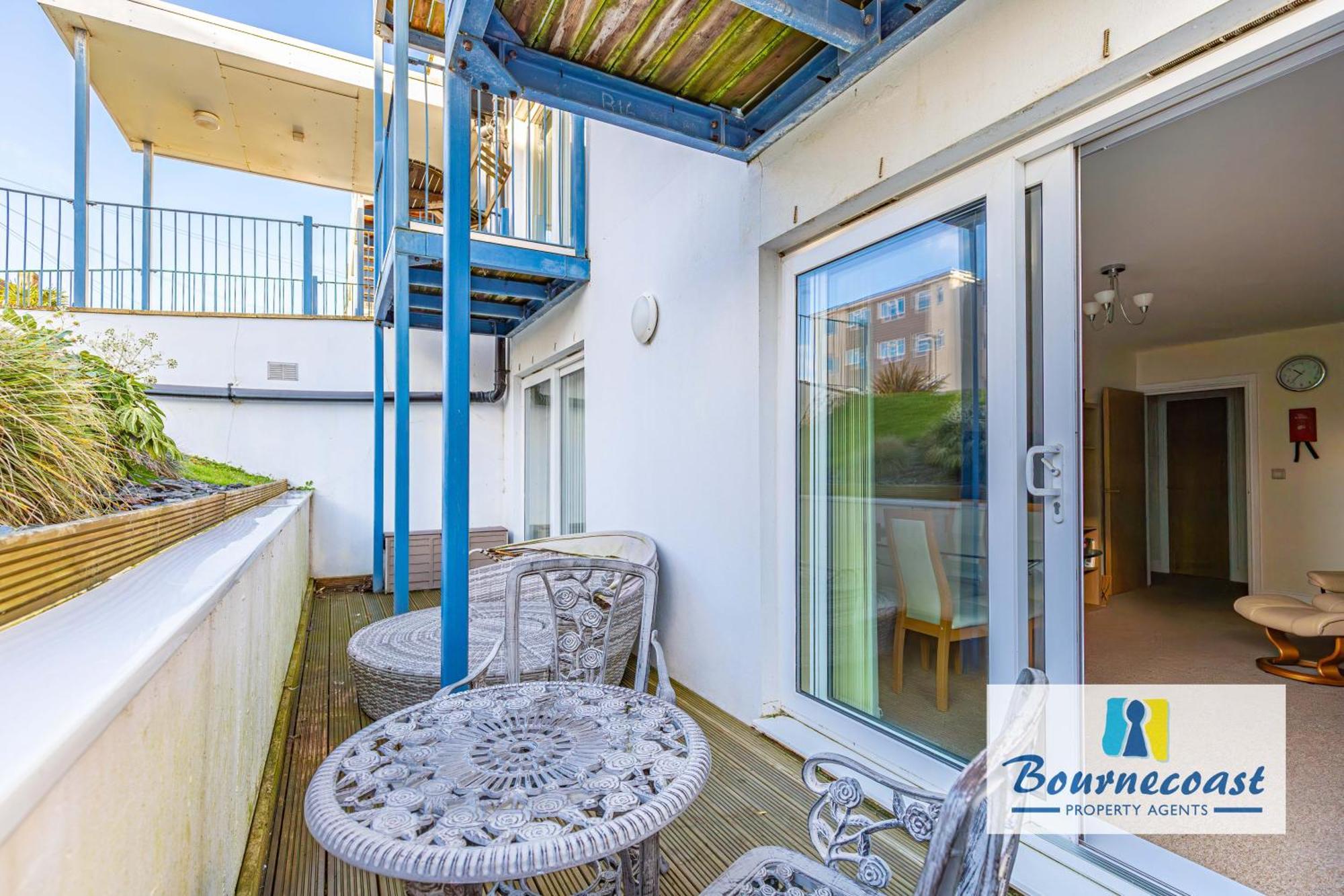 Bournecoast - Modern By Sandy Beaches - Fm9627