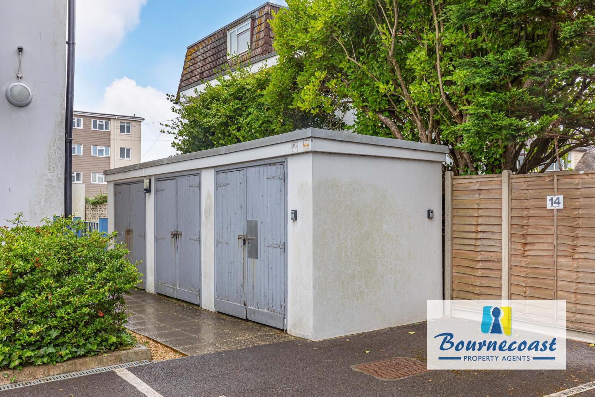 Apartment Bournecoast - Stylish Flat Near Sandy Beaches With Balconies - Fm9632
