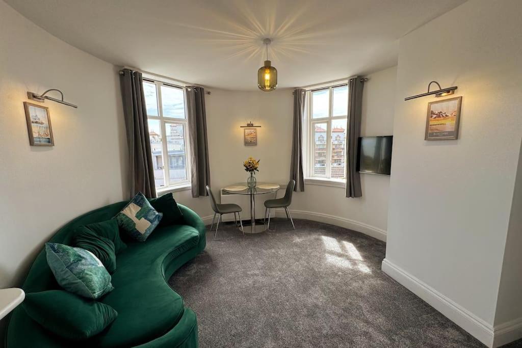 Apartment Boscombe