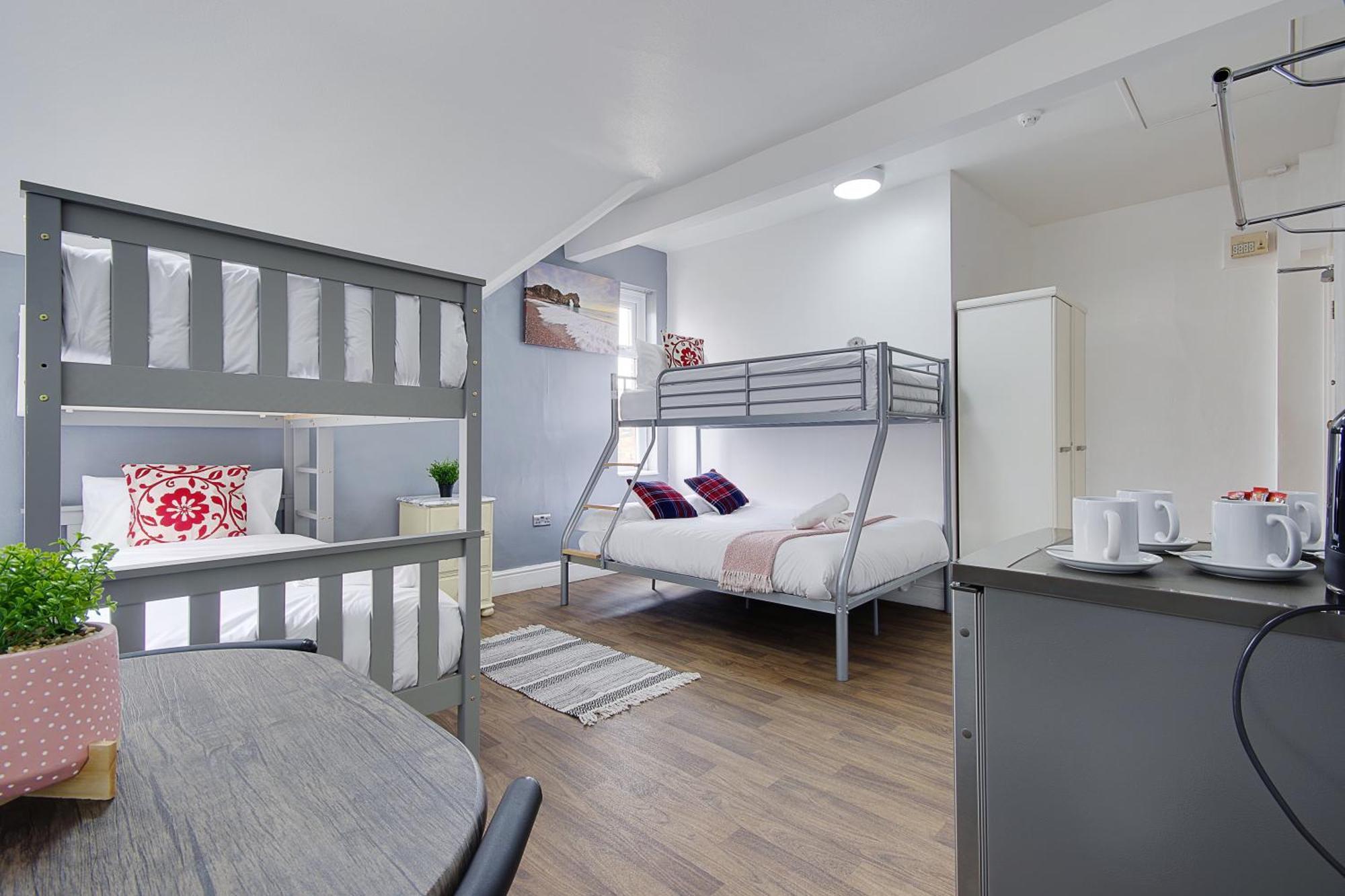 Hotel Azure Bournemouth