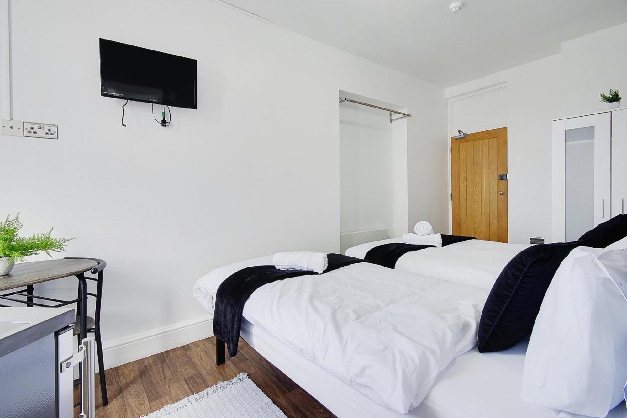 Hotel Azure Bournemouth