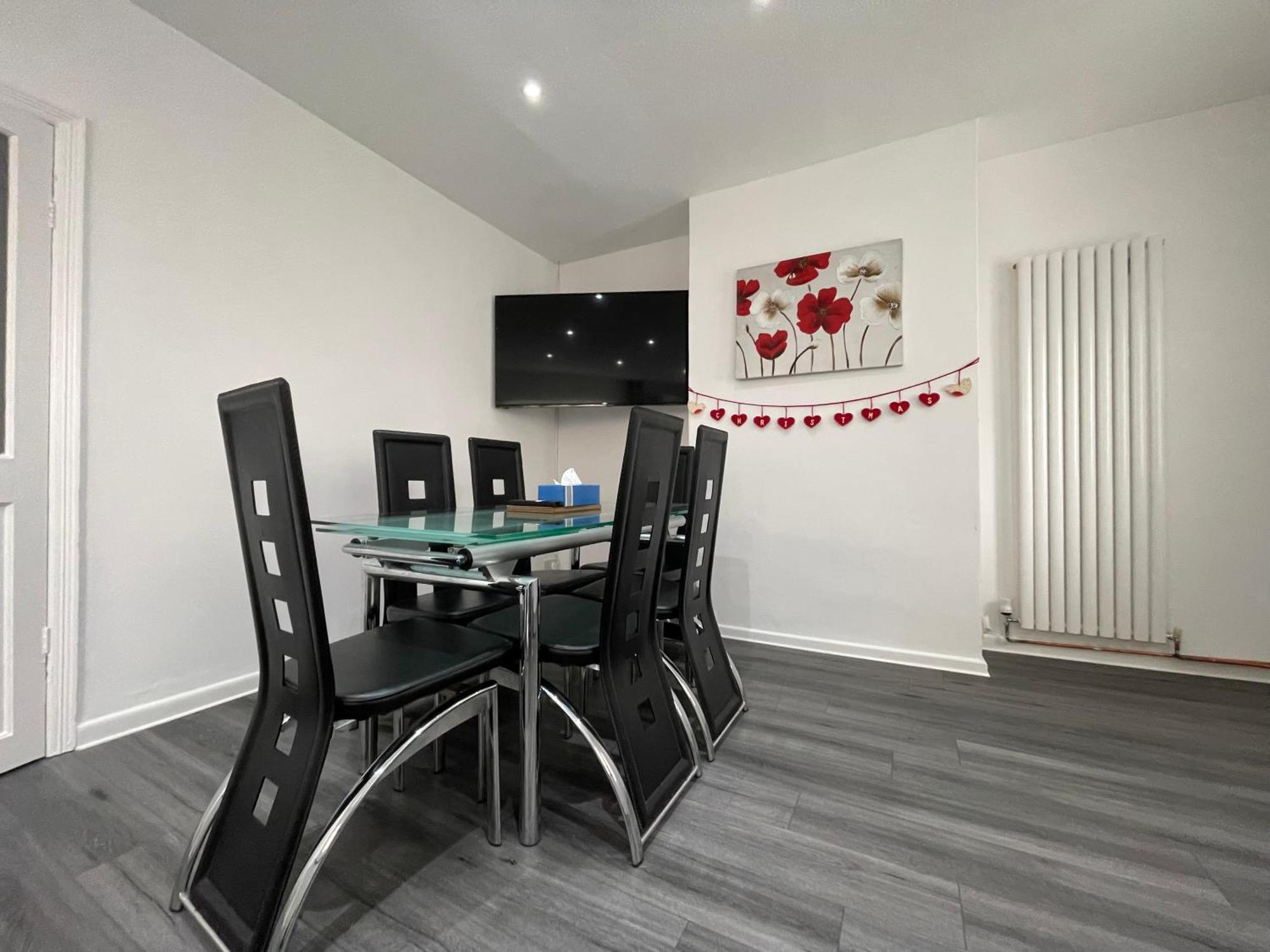 Holiday home House In And Poole *