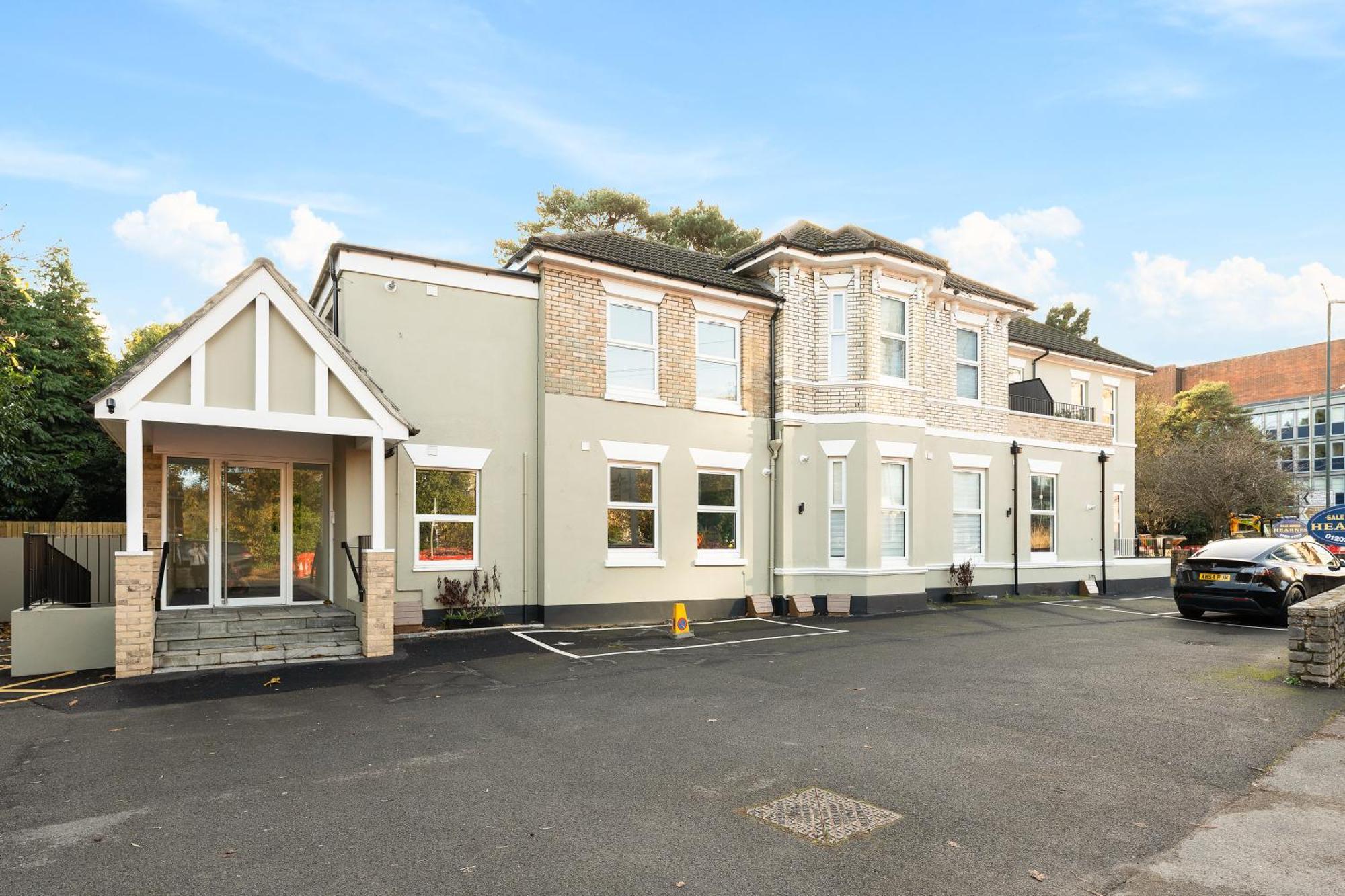 Vibes Garden Close To Town Centre & Bournemouth