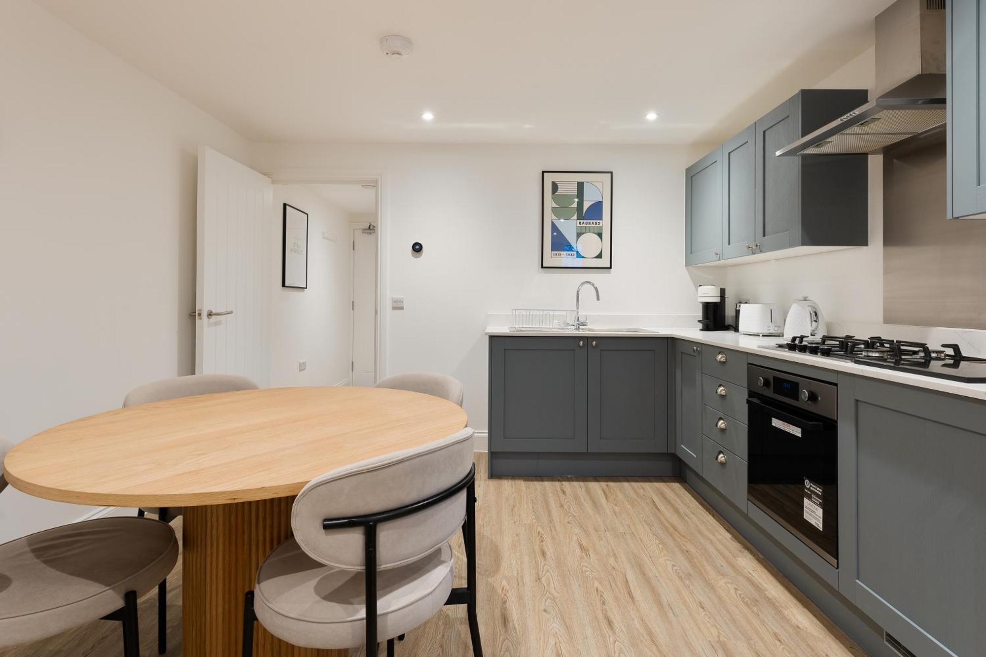 Apartment Vibes Garden Close To Town Centre & *