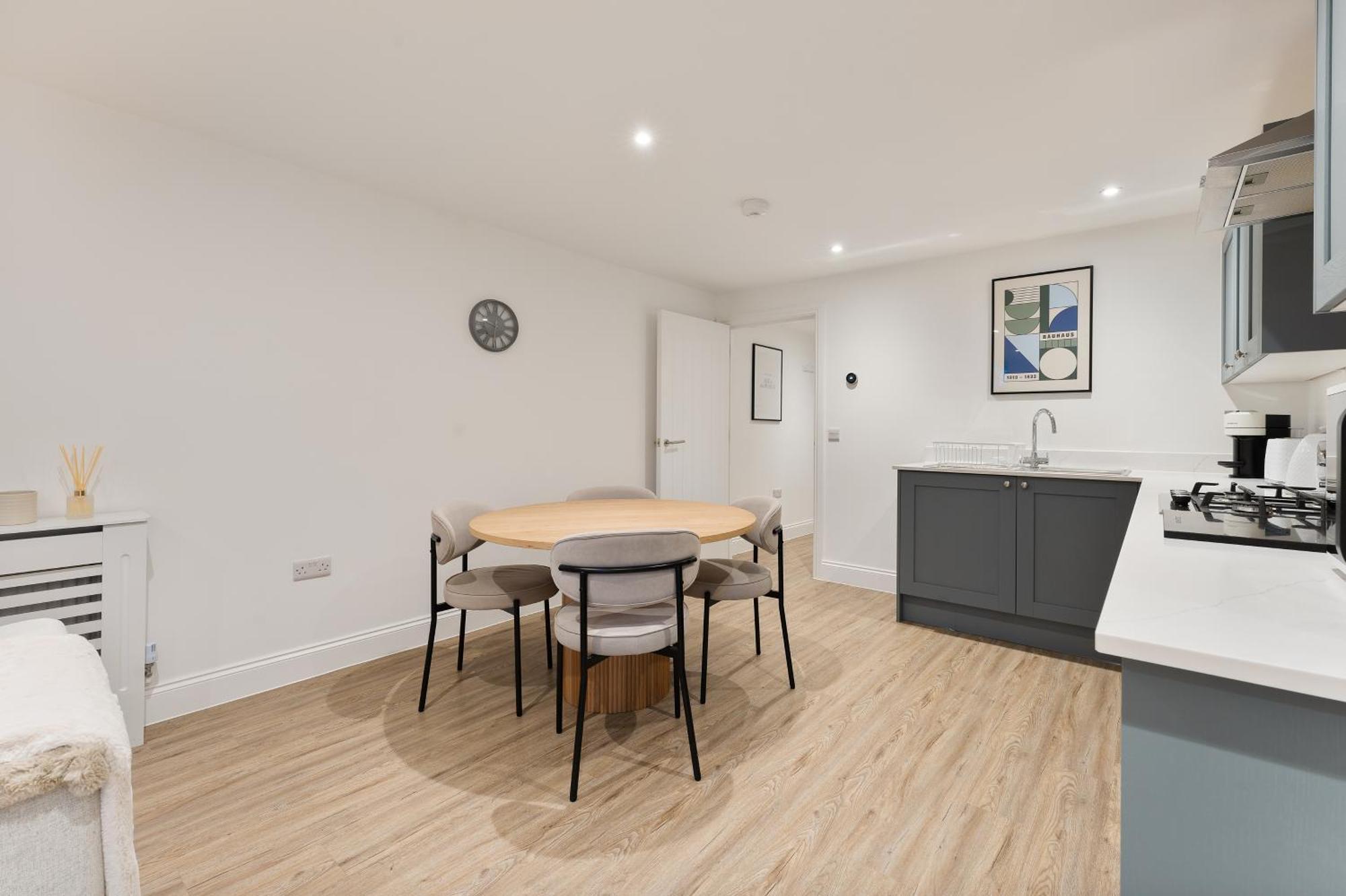 Vibes Garden Close To Town Centre & Apartment Bournemouth