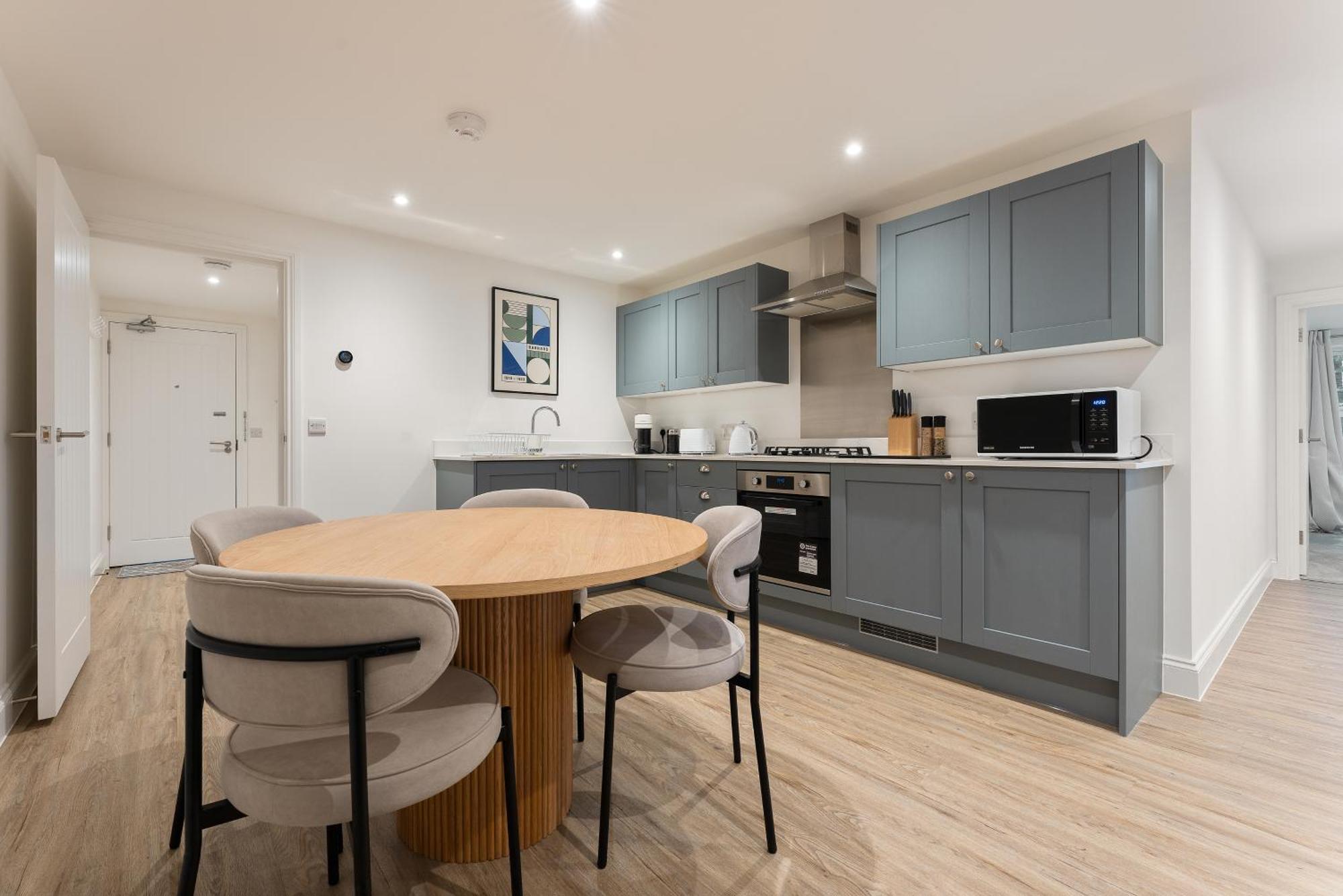Vibes Garden Close To Town Centre & Apartment *