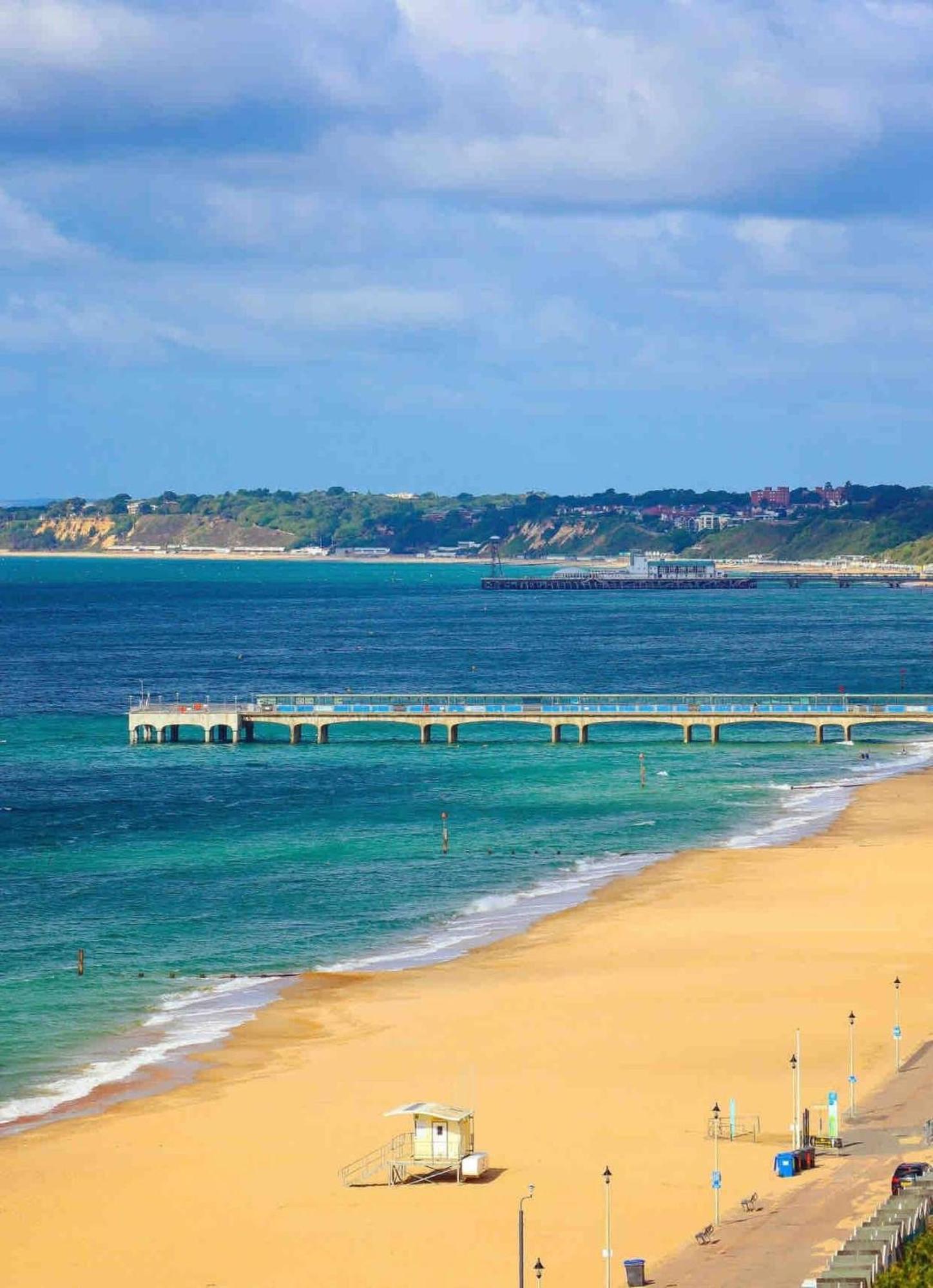Modern Luxury Compact On The Jurassic Coast Bournemouth