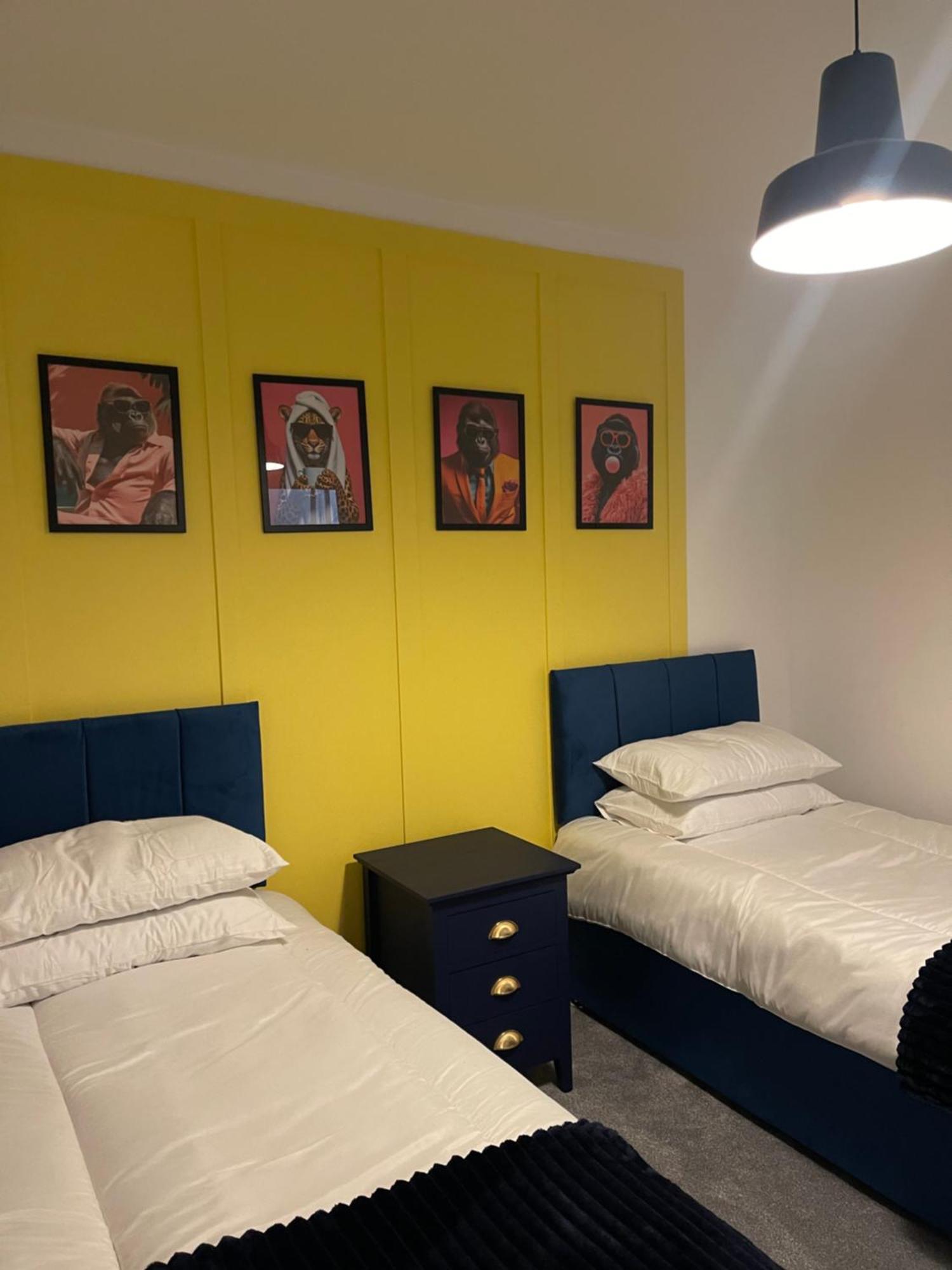 Serenity House, Free Parking, Sleeps 6, Plus Free Stay For 2 Children On Sofa Beds, Near The Beach Restaurant And City Centre, Guests Recommend It