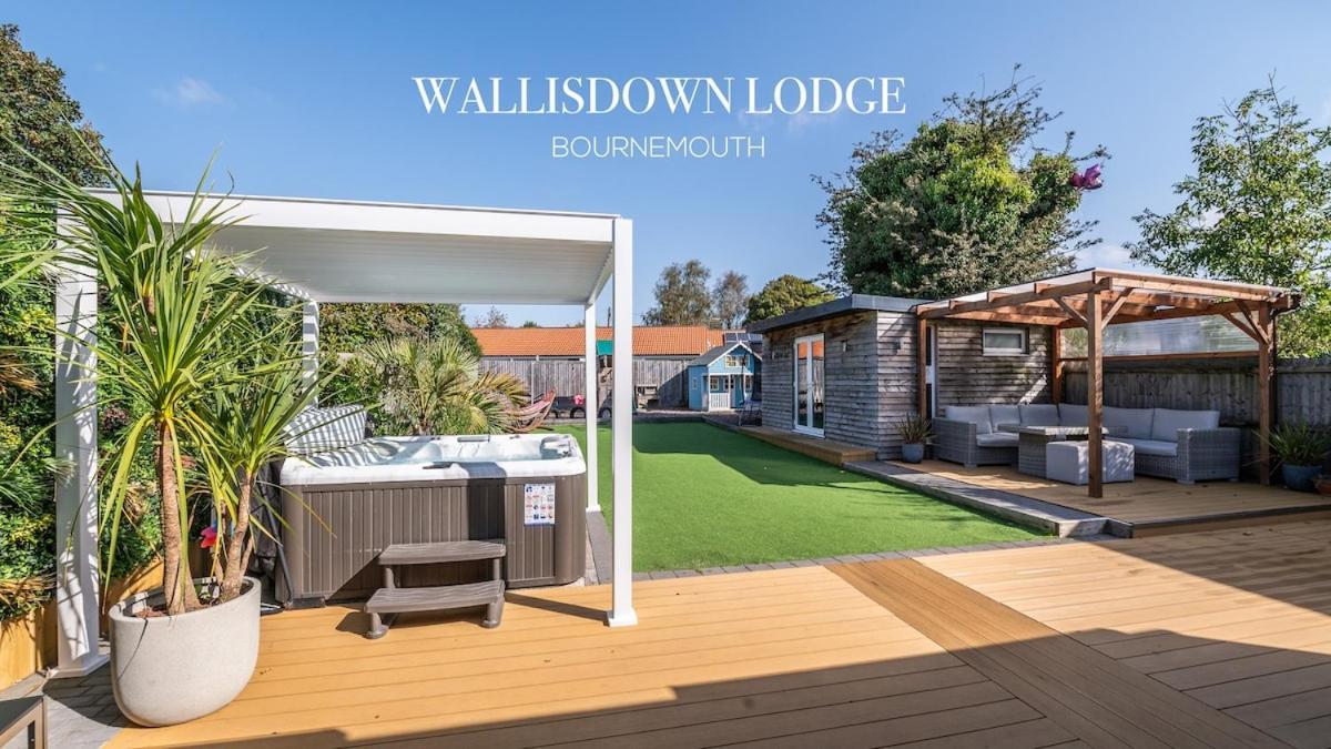 Hot Tub, Games & Cinema In Bournemouth, Excellent Ratings On Other Sites Holiday home