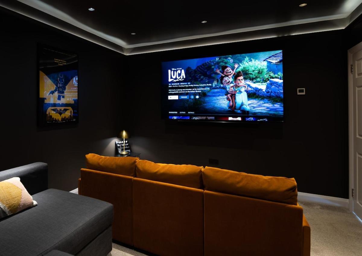 Holiday home Hot Tub, Games & Cinema In Bournemouth, Excellent Ratings On Other Sites Bournemouth