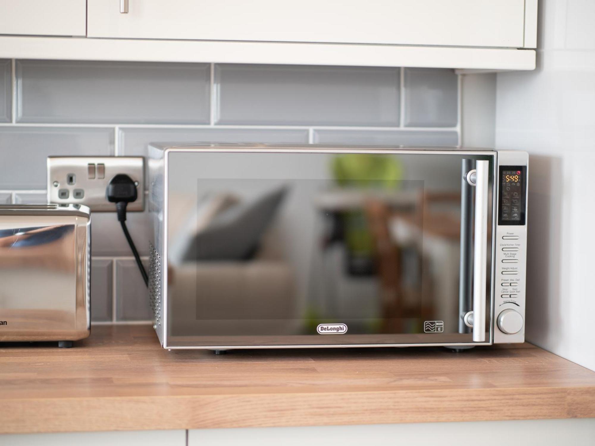 Apartment Stunning 2 Bed & 2 Bath, Seaview, Pets Welcome! Bournemouth
