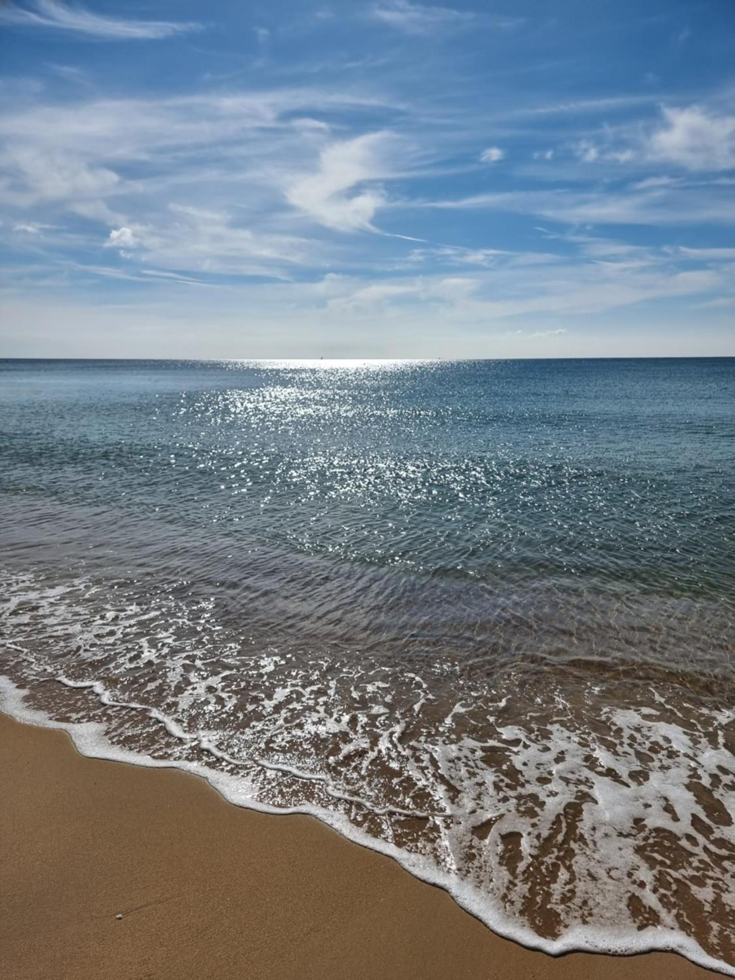 Stunning 2 Bed & 2 Bath, Seaview, Pets Welcome! *