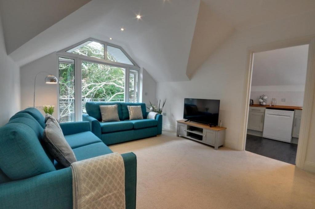 Bournecoast - With Lift, Parking And Balcony Near Sandy Beaches - Fm1586 *
