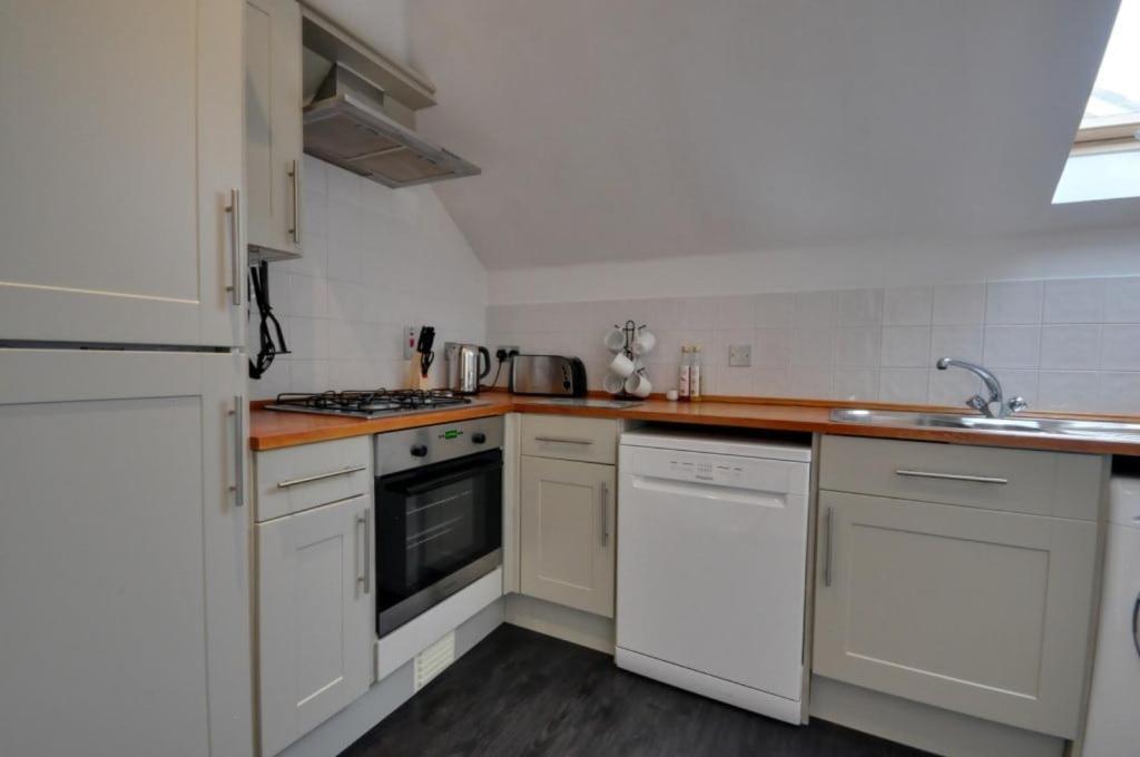 Bournecoast - With Lift, Parking And Balcony Near Sandy Beaches - Fm1586